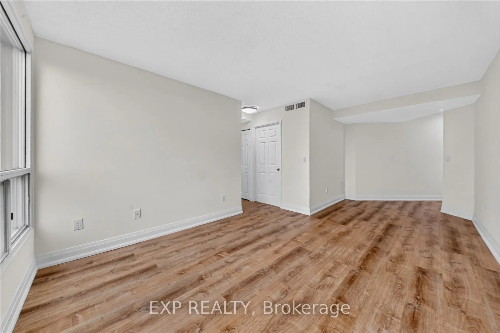 7 Concorde Place #2204