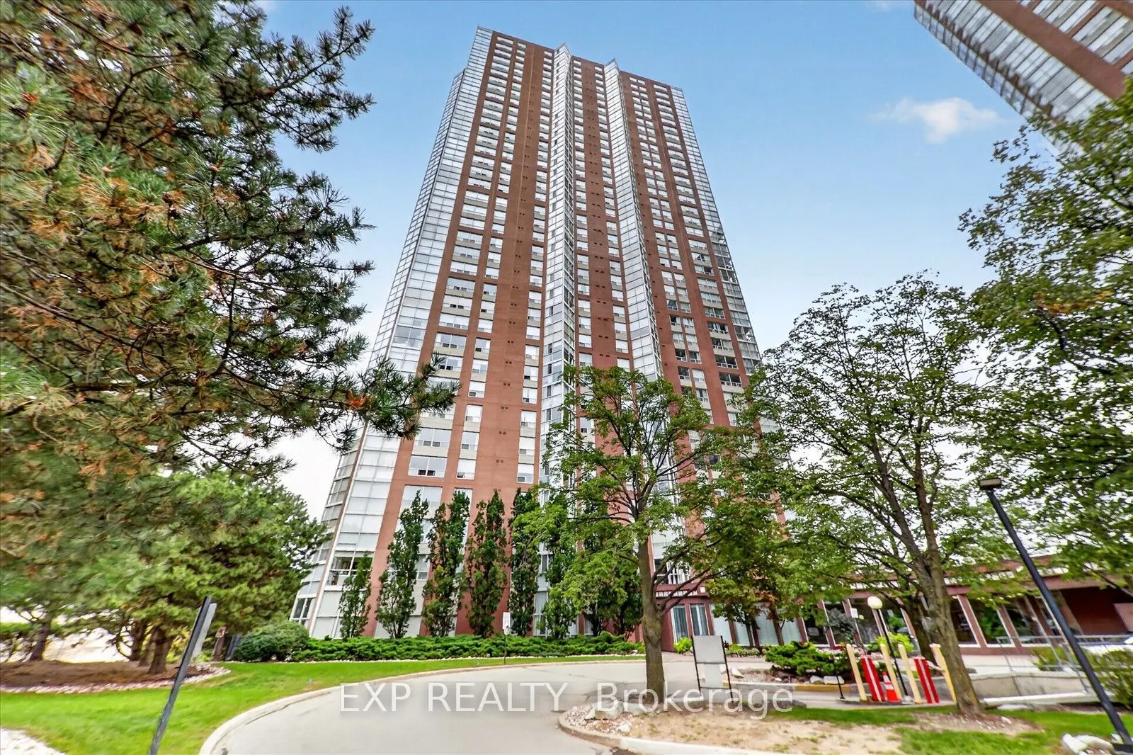 7 Concorde Place #2204