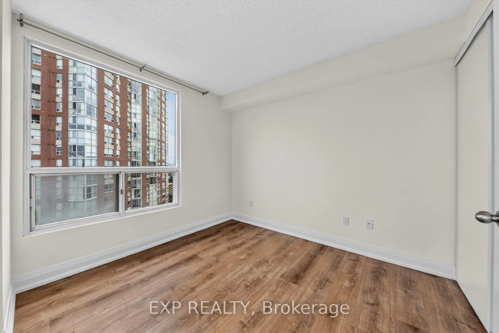 7 Concorde Place #2204