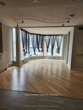 55 Centre Avenue #2307