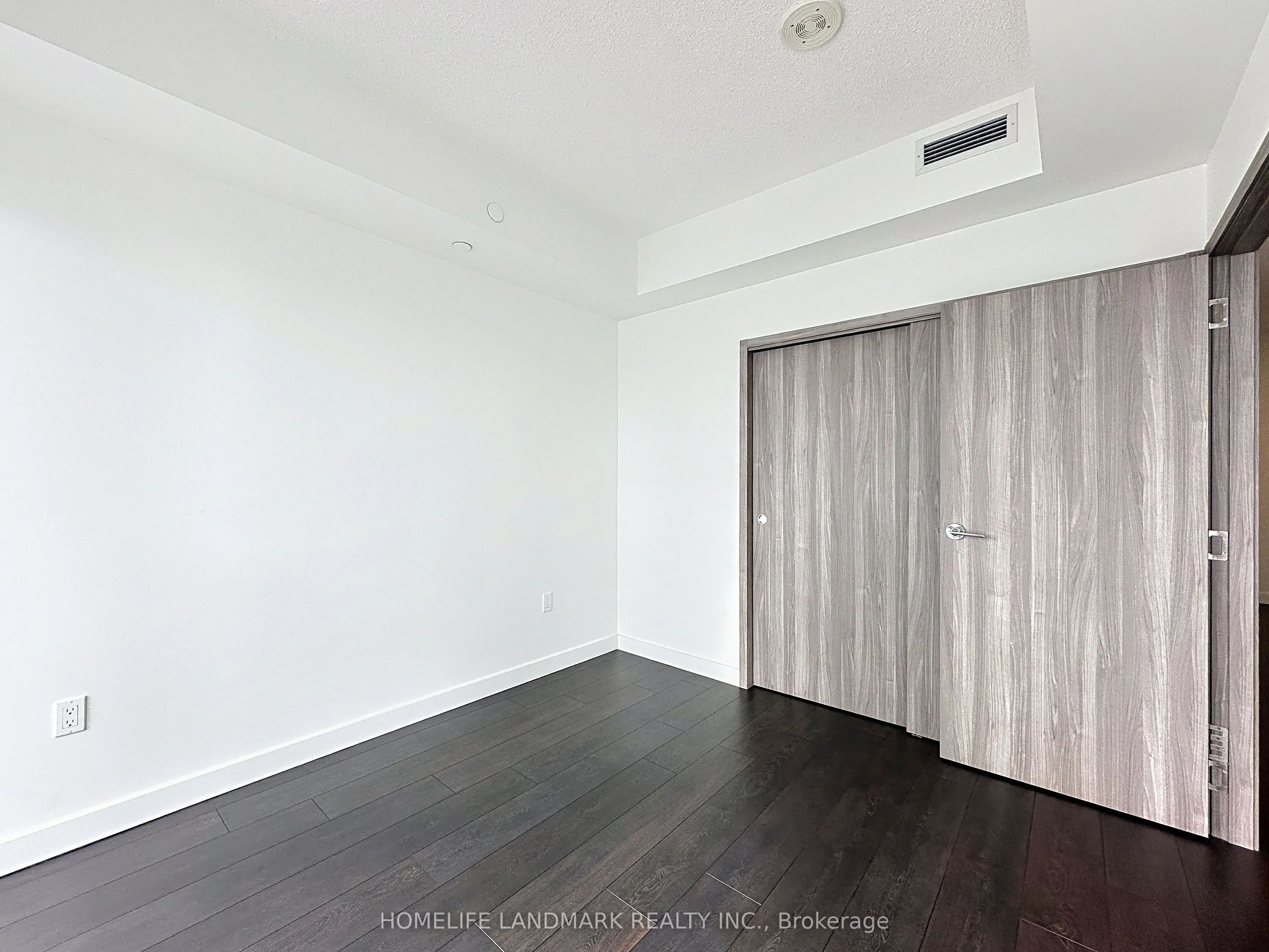 95 Mcmahon Drive #801