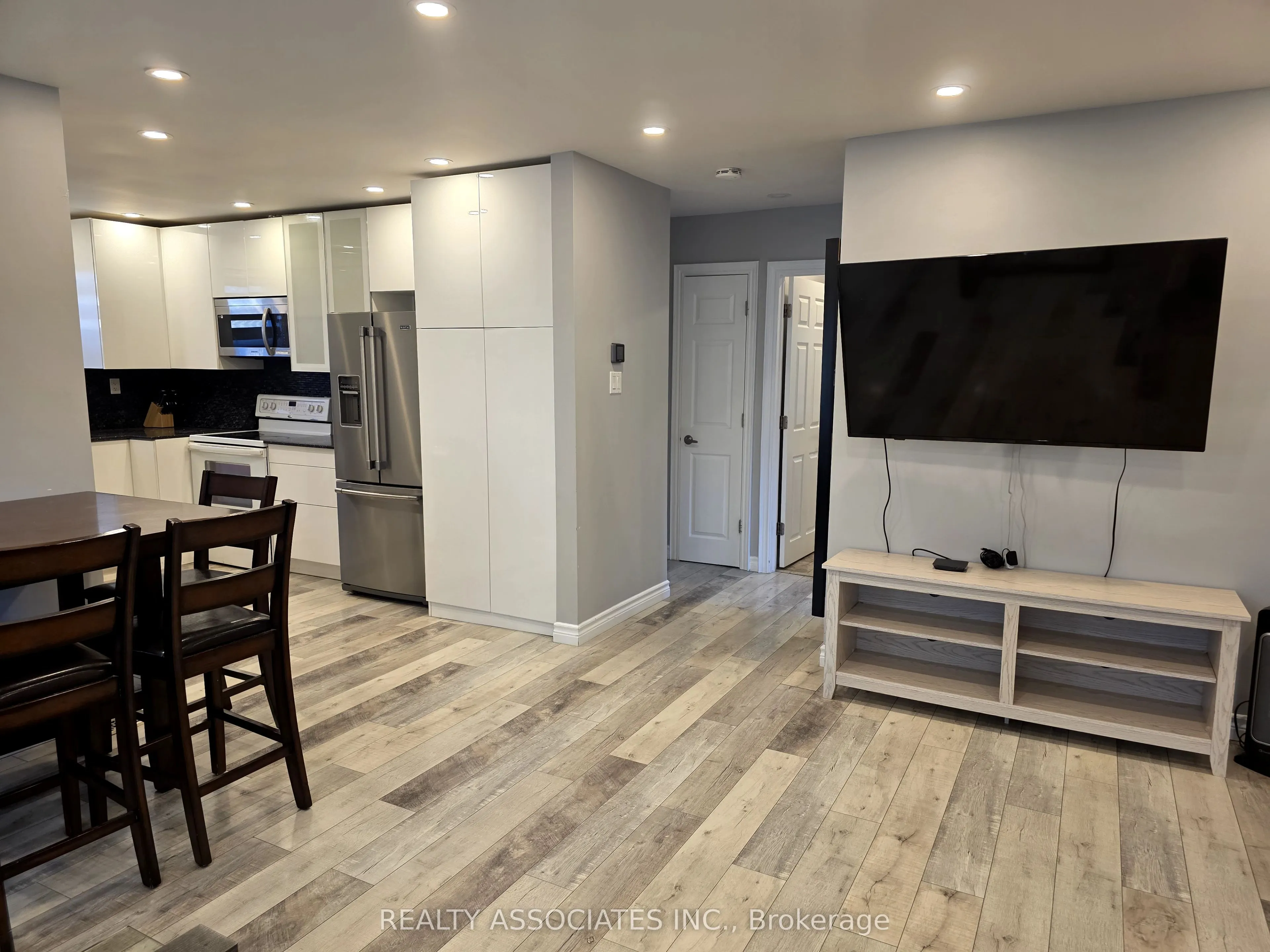 101 Reiner Road
