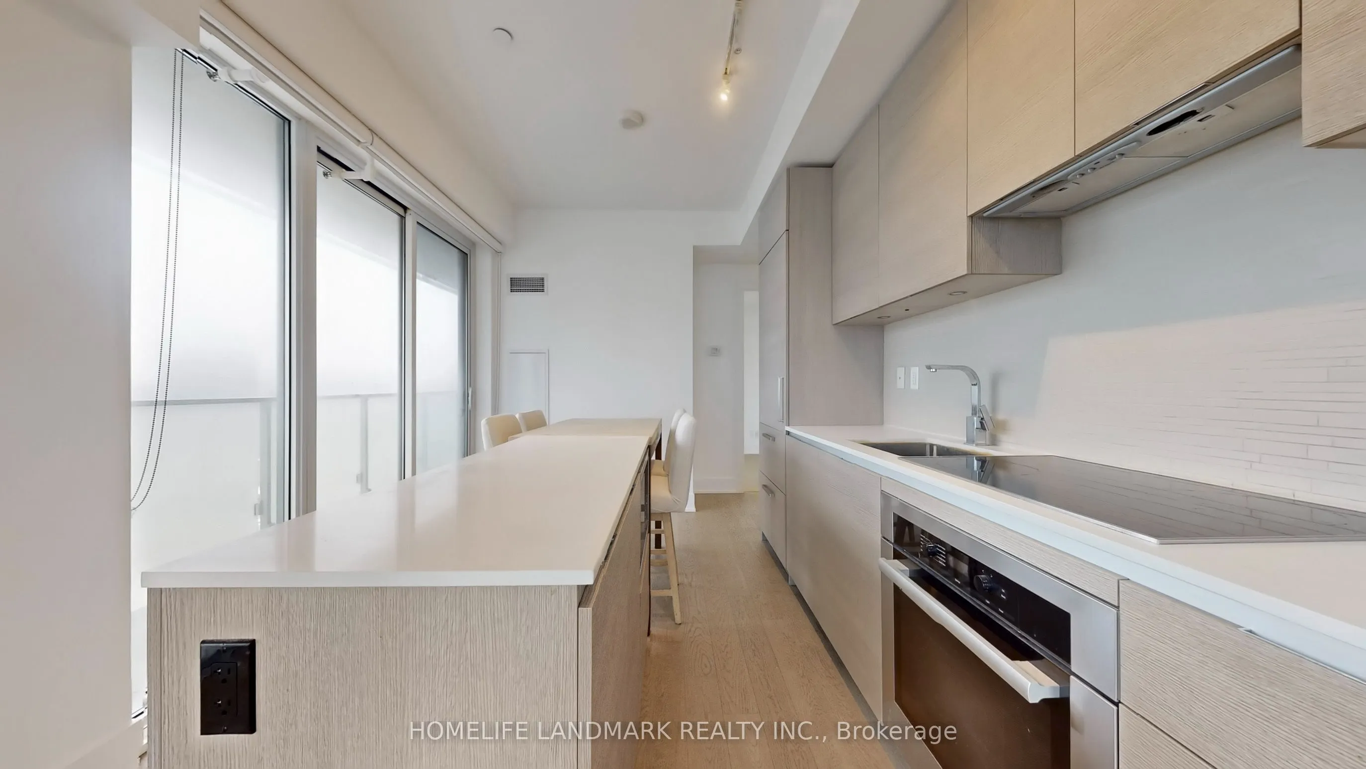 200 Bloor Street W #2305