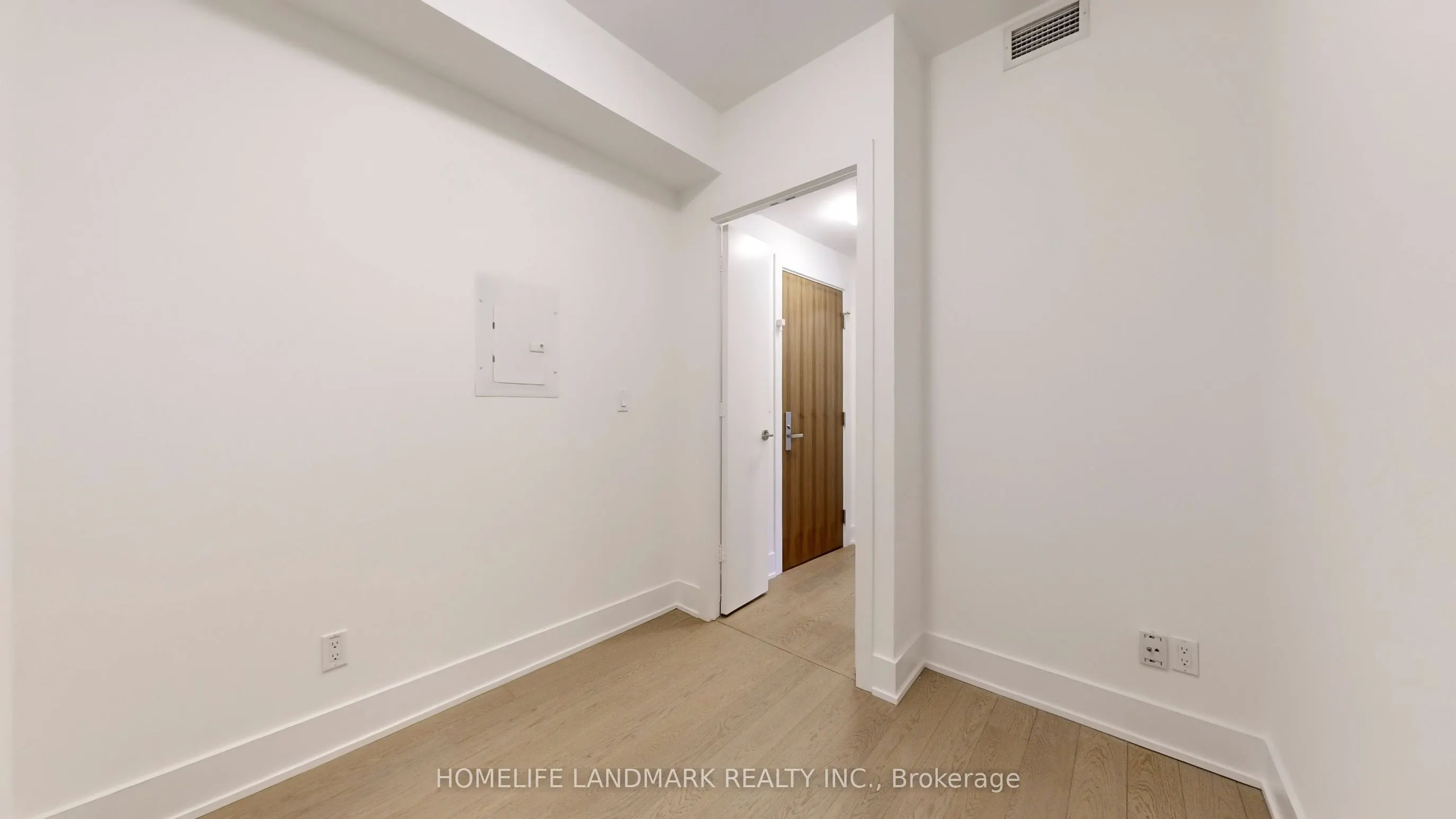 200 Bloor Street W #2305