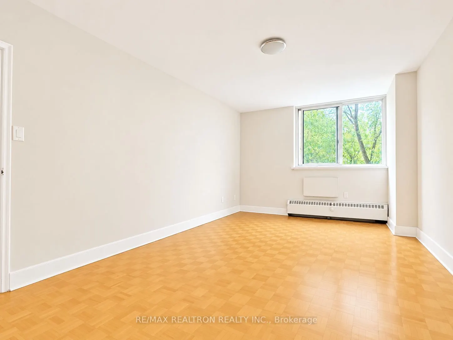 10 Shallmar Boulevard #307