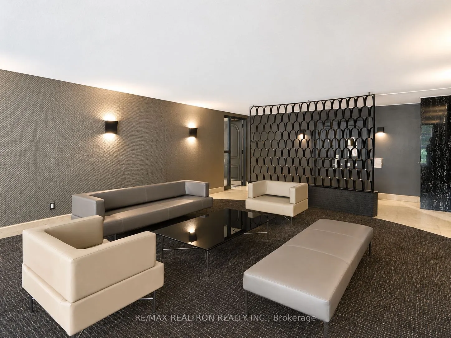 10 Shallmar Boulevard #307
