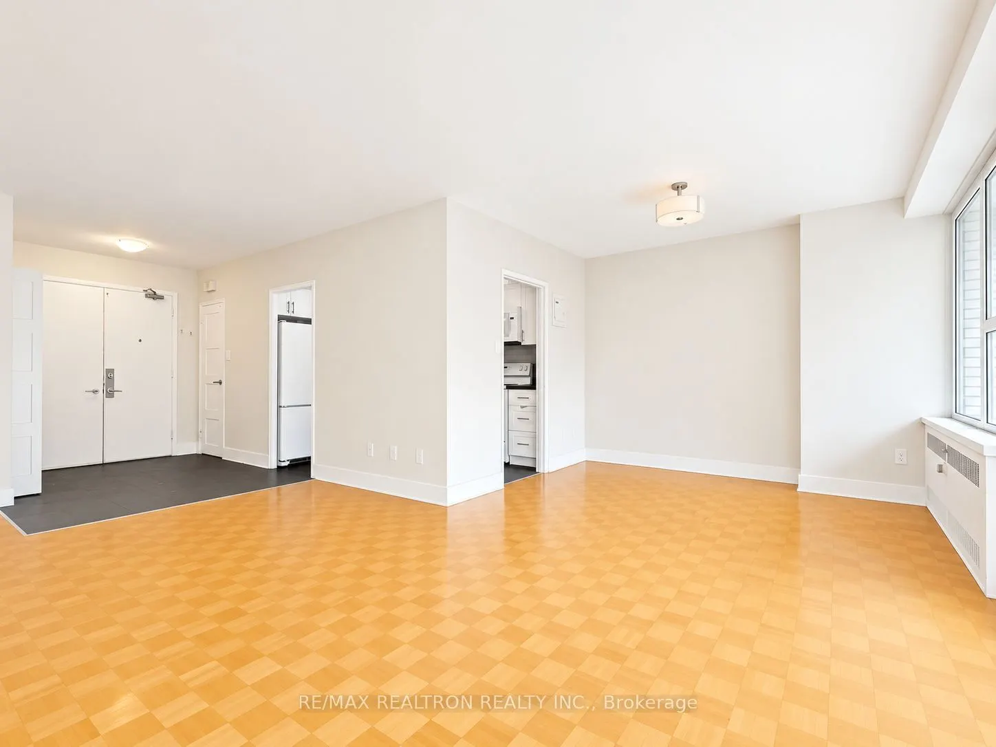 10 Shallmar Boulevard #307