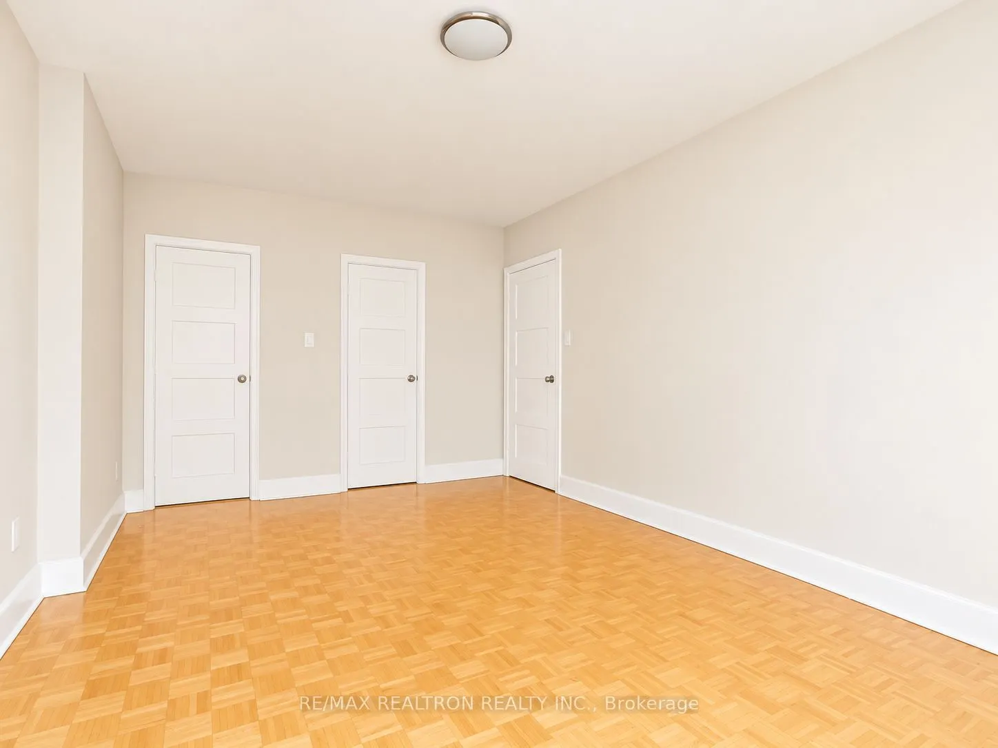 10 Shallmar Boulevard #307