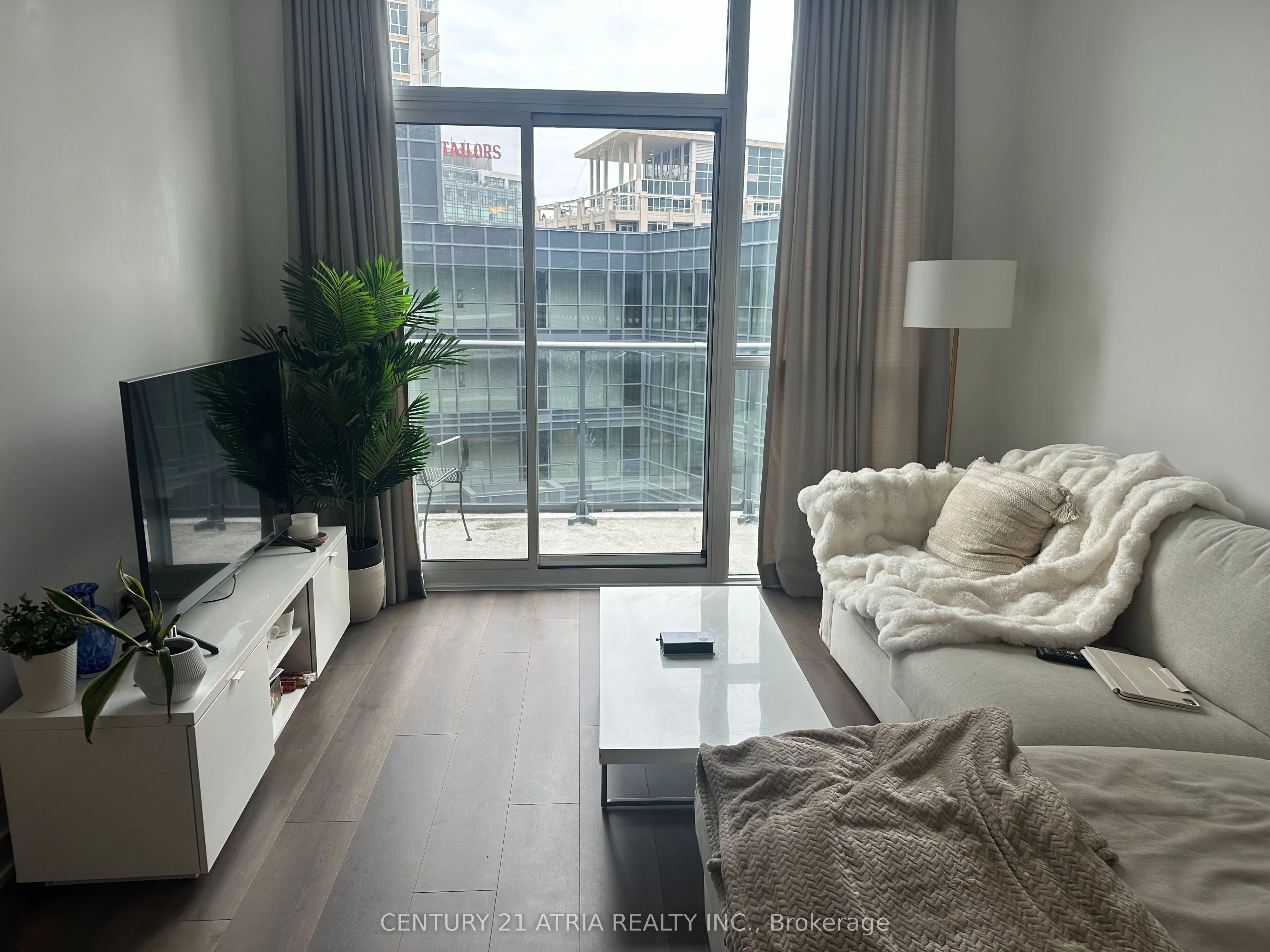38 Iannuzzi Street #707