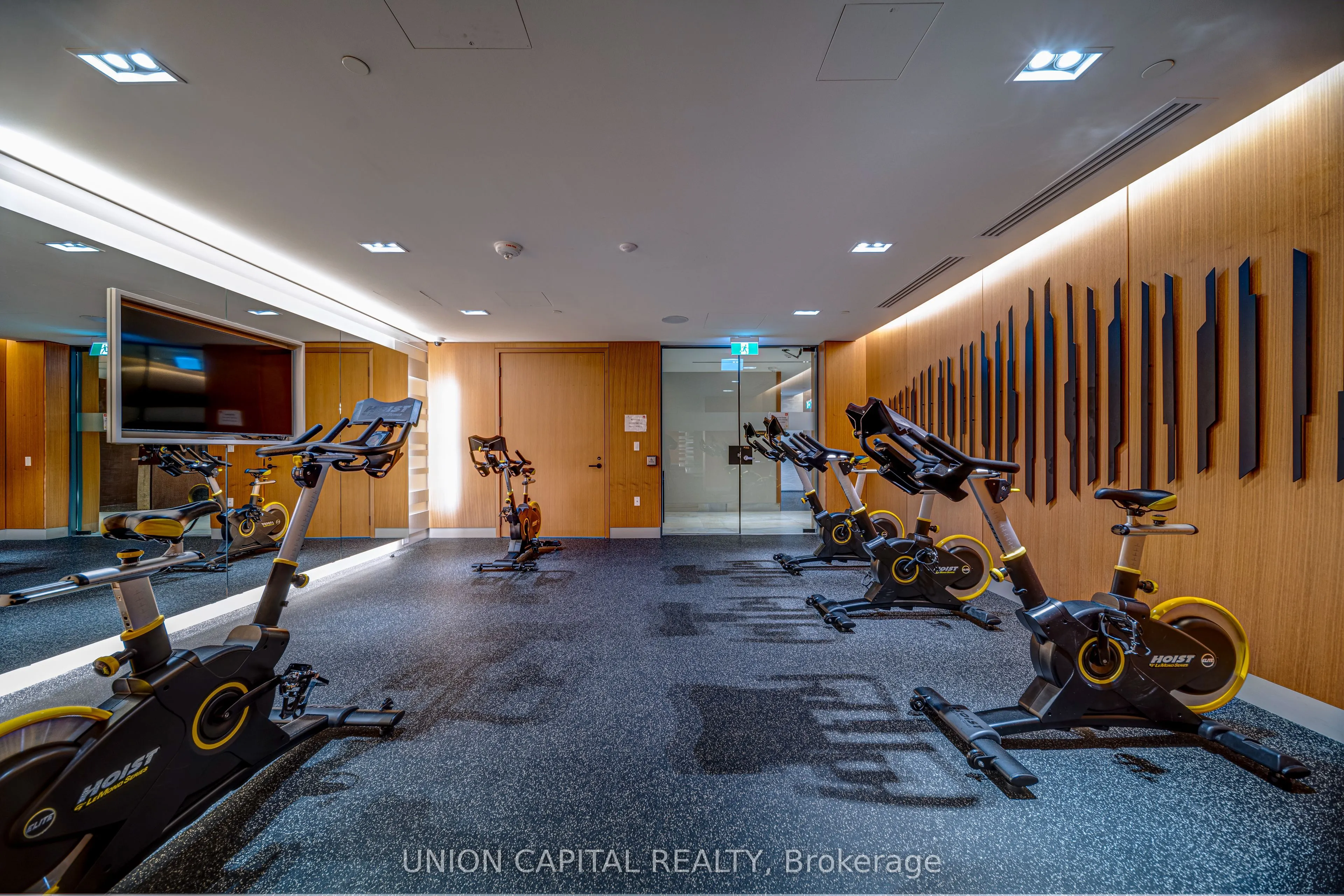 25 Adra Grado Way #120