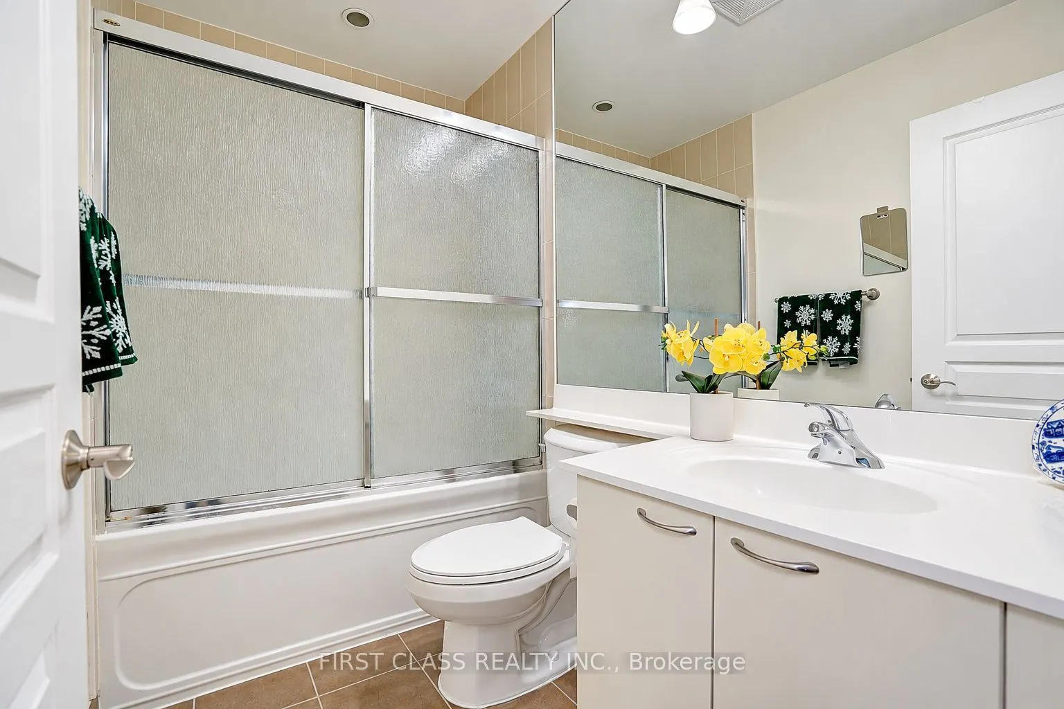 777 Steeles Avenue W #204
