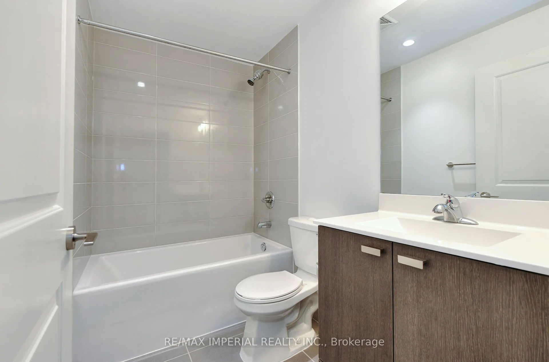 50 Ann O'reilly Road #1306