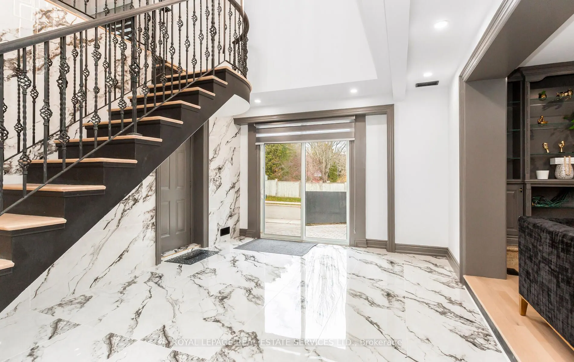 197 The Bridle Path
