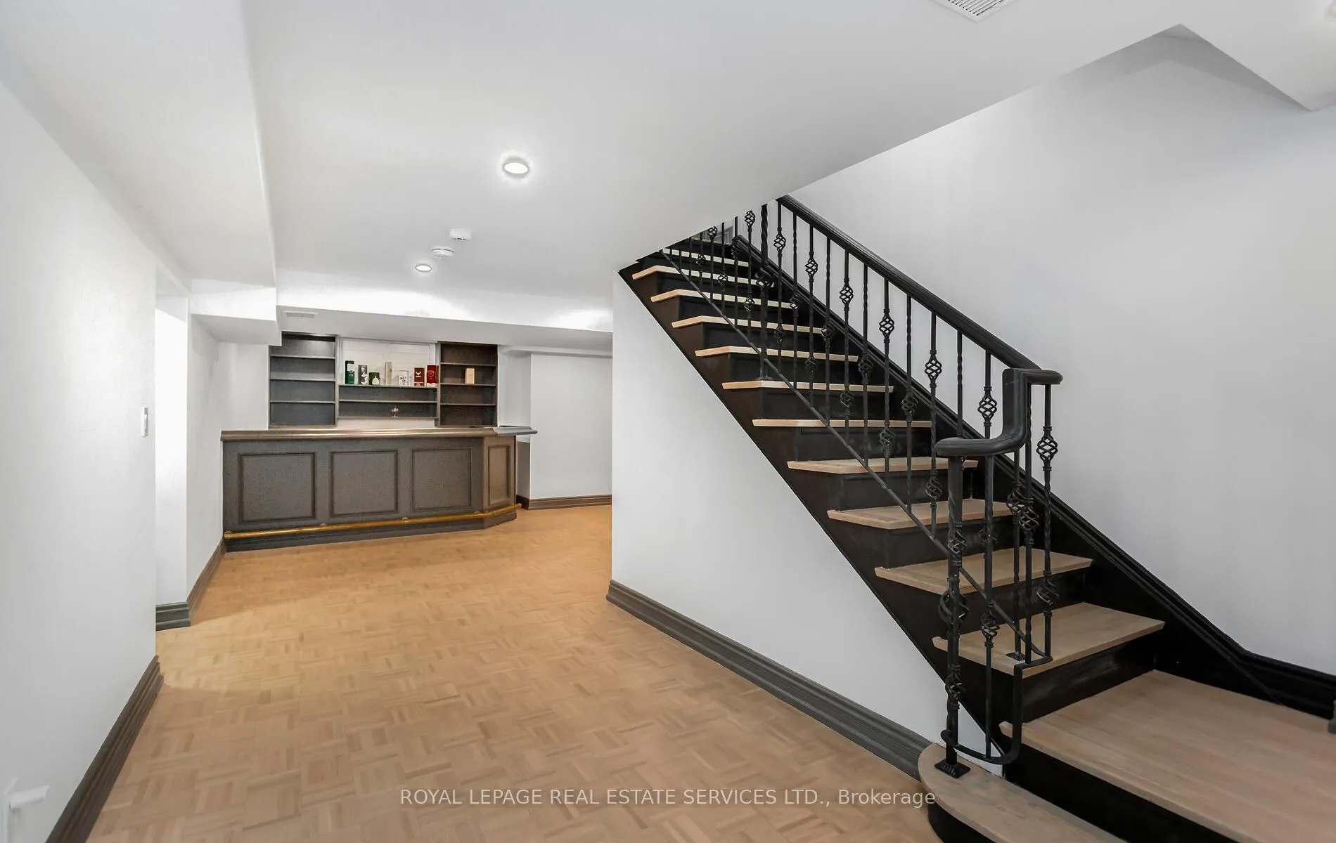197 The Bridle Path