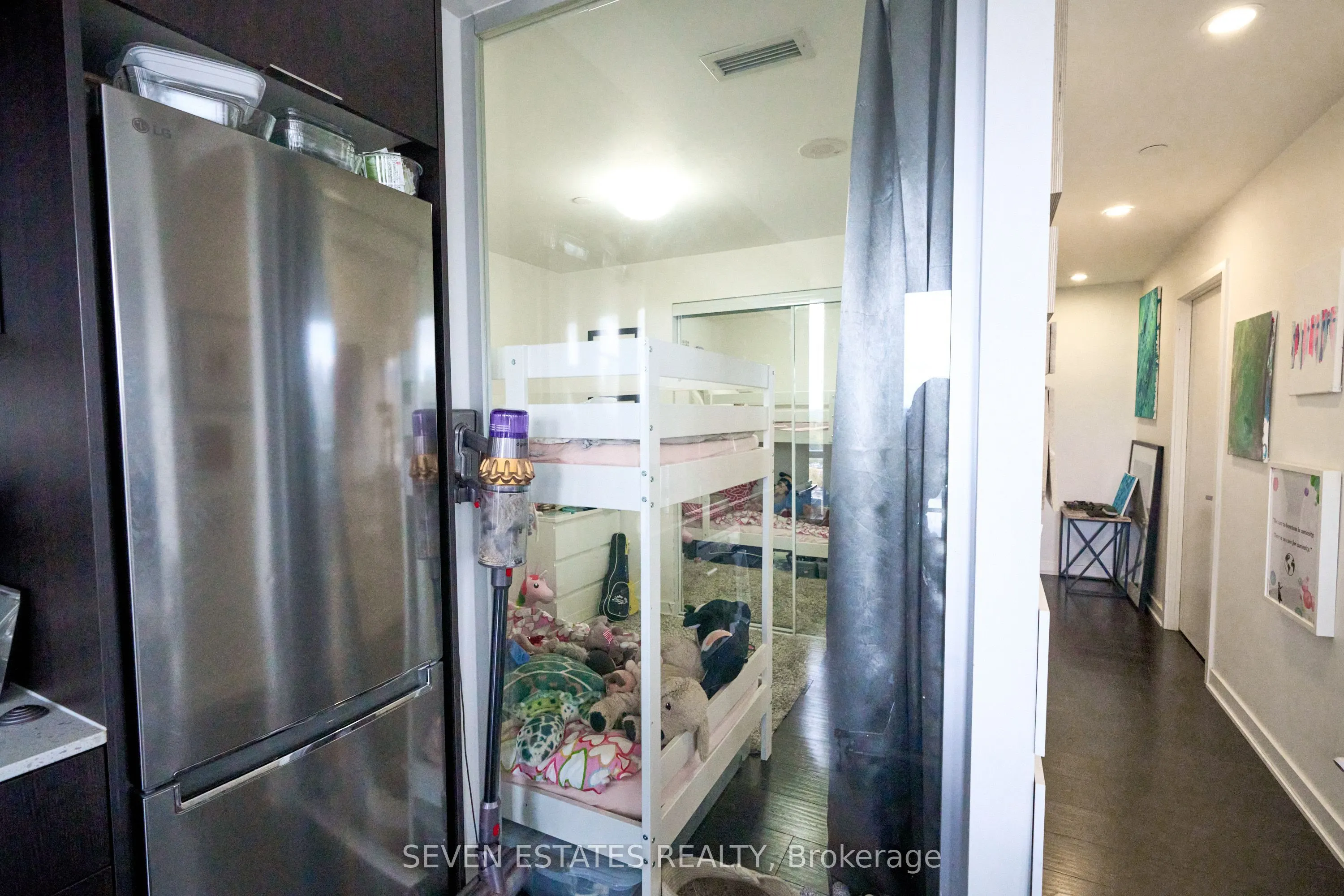 170 Sumach Street #1609