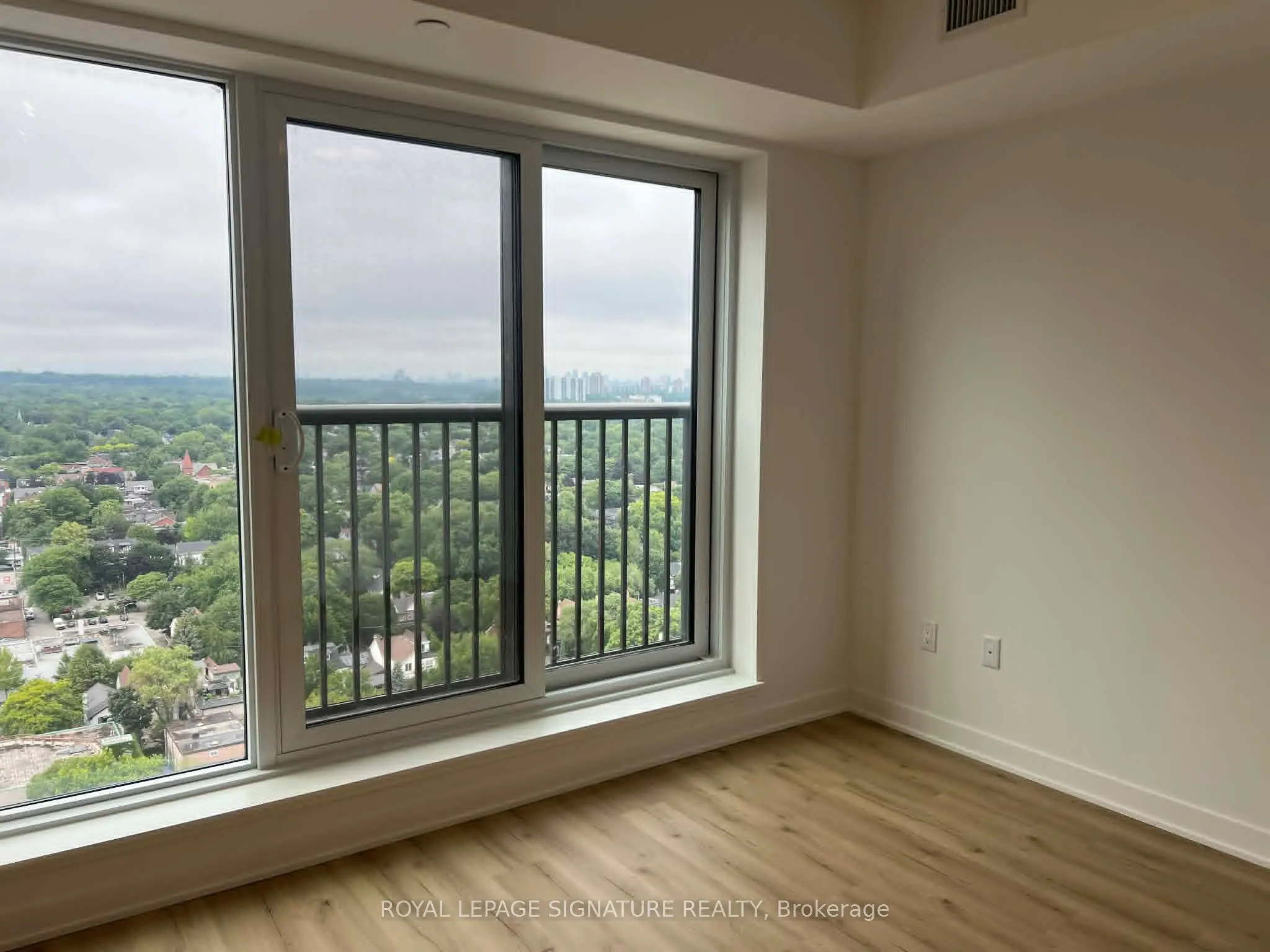 10 Oak St Street #2310