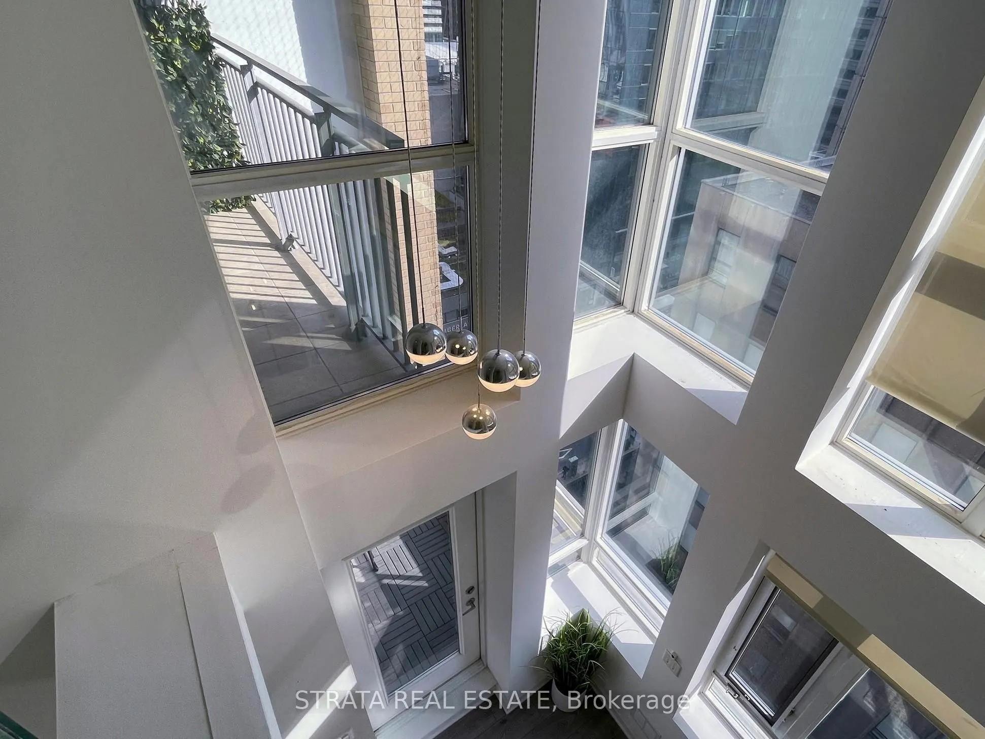 80 Cumberland Street #1502