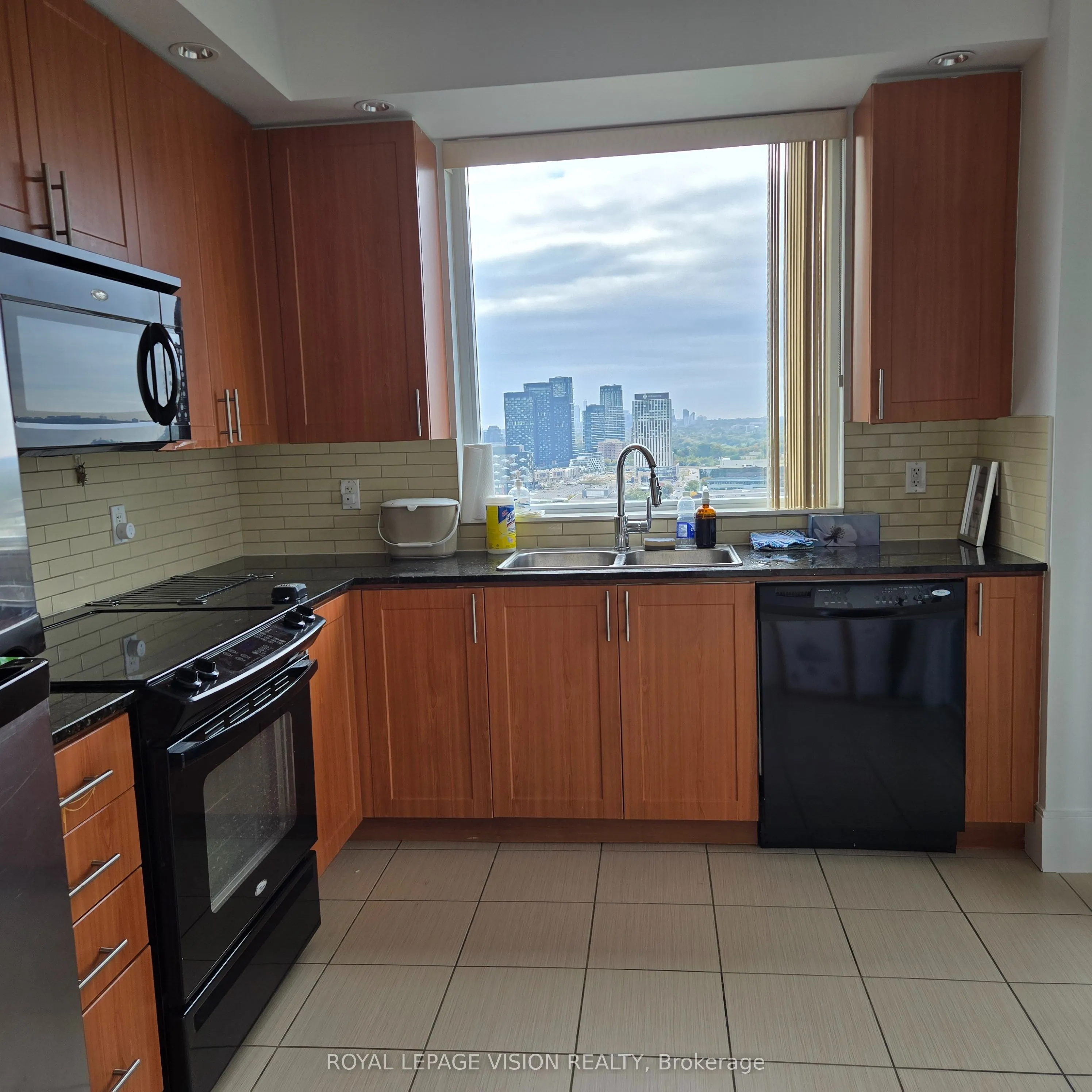 181 Wynford Drive #2207