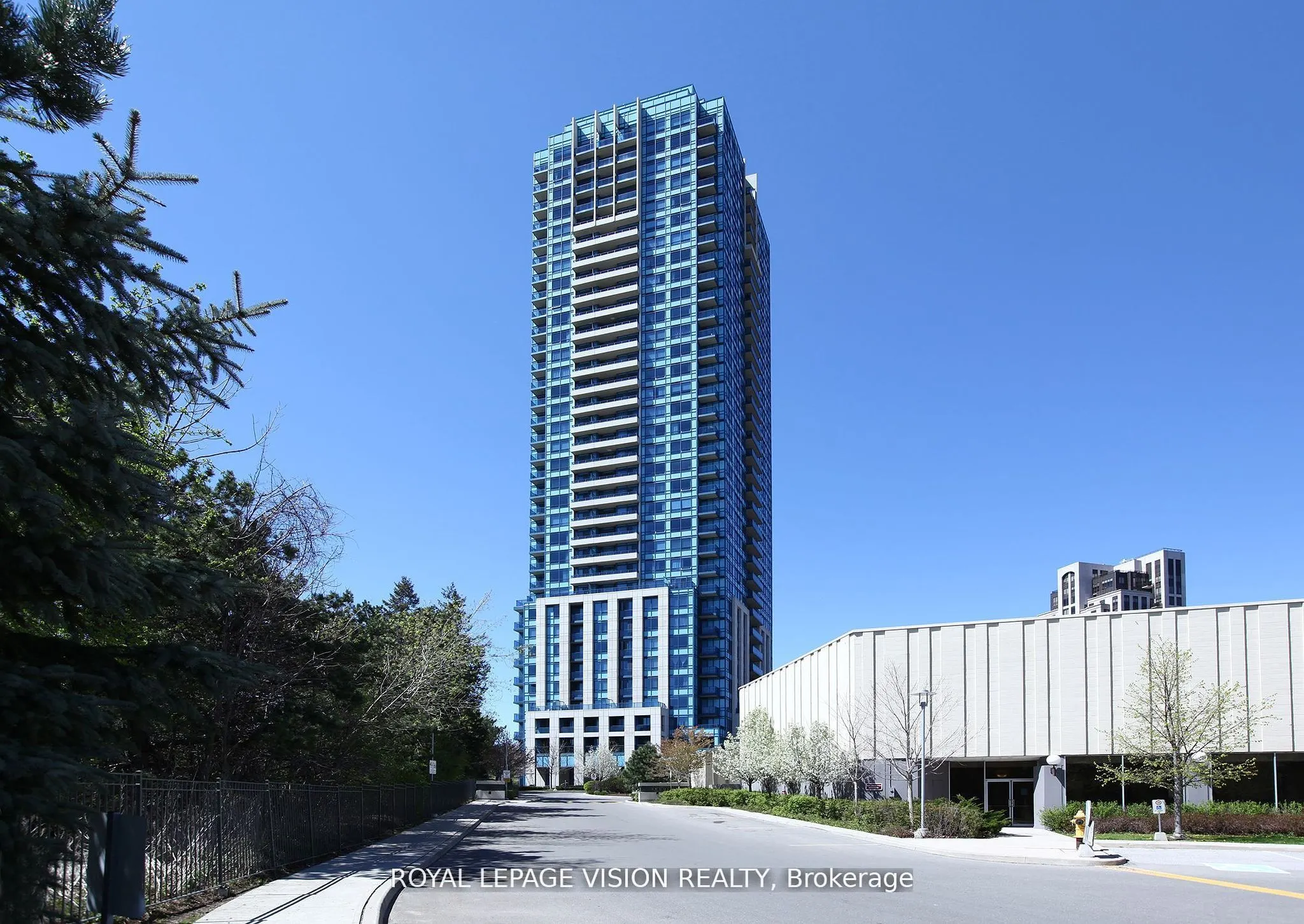 181 Wynford Drive #2207
