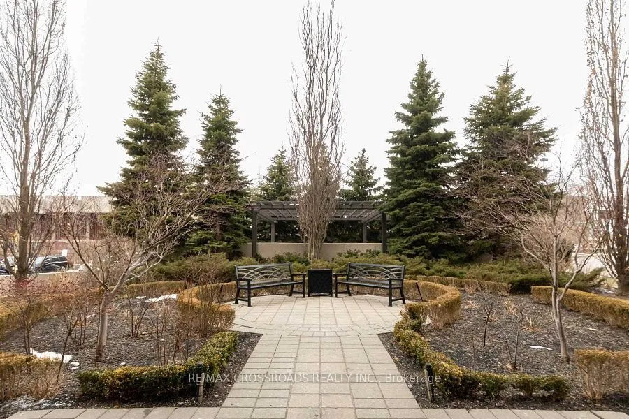 133 Wynford Drive #601