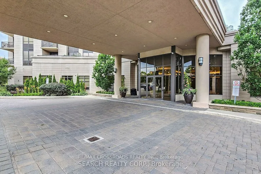 133 Wynford Drive #601