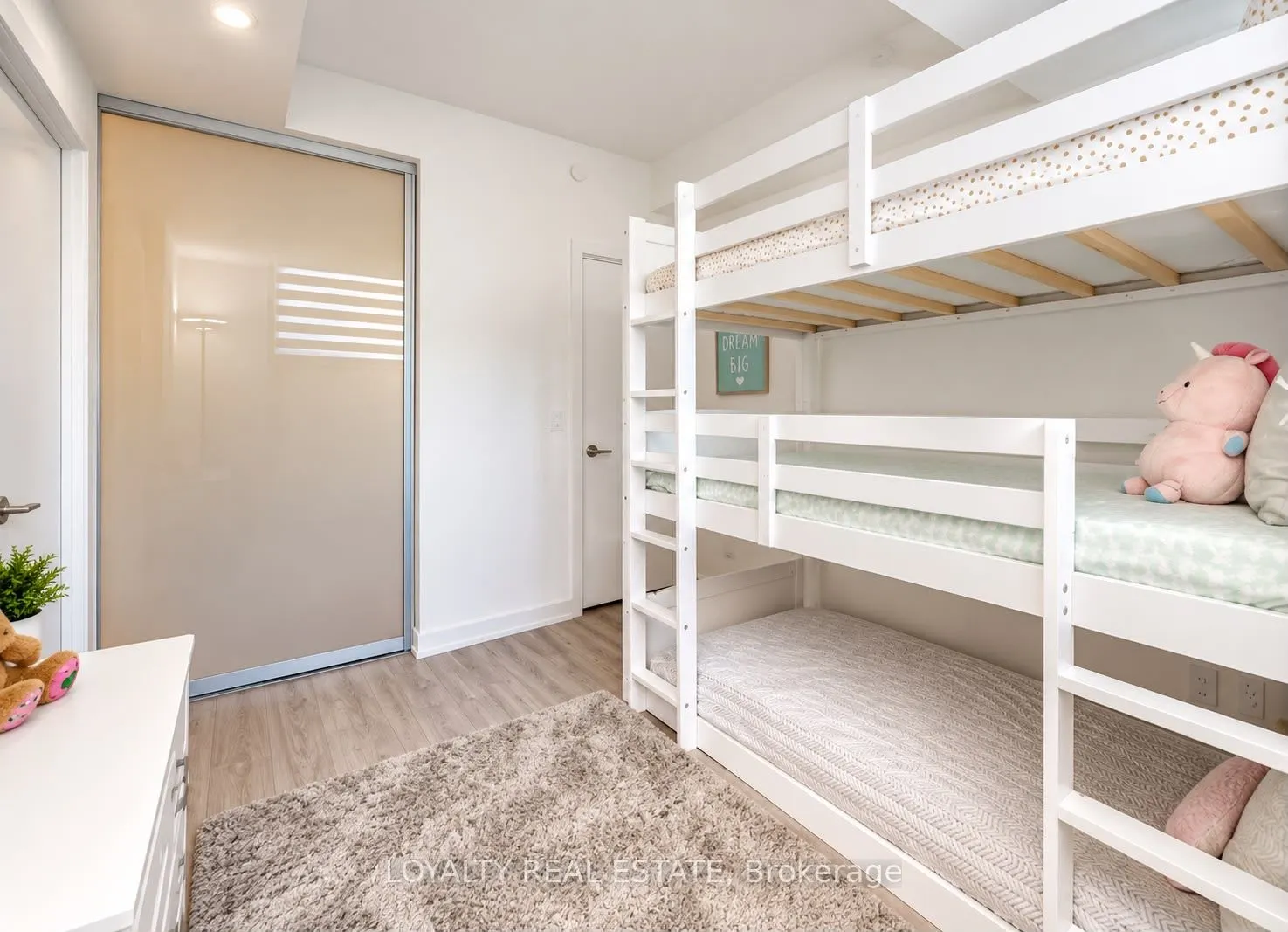 861 Sheppard Avenue W #28