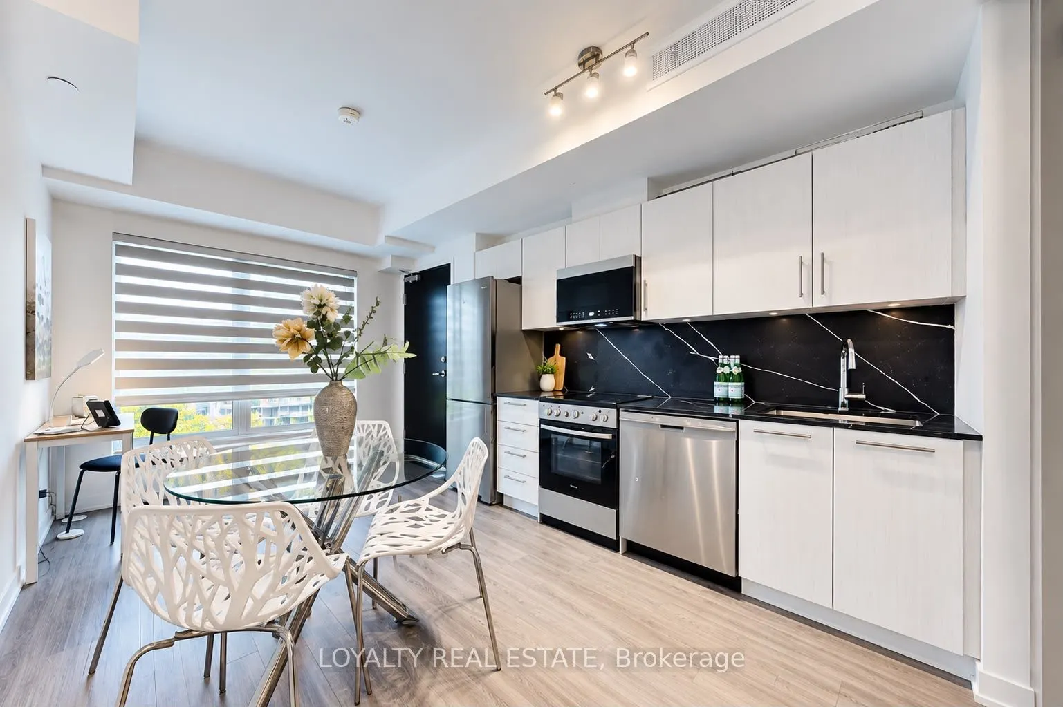 861 Sheppard Avenue W #28