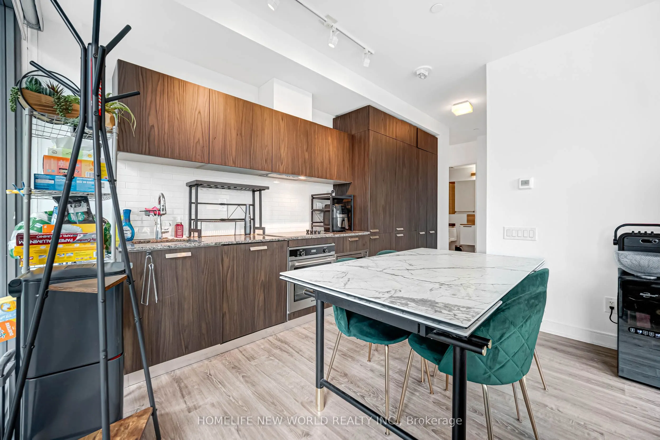 50 Charles Street E #1103