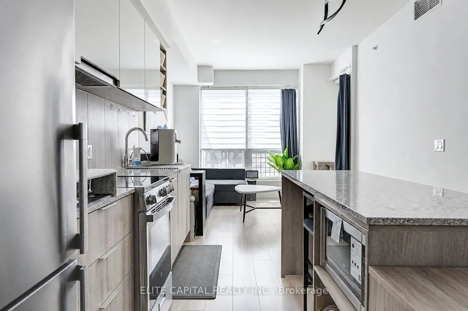 31 Tippett Road #740