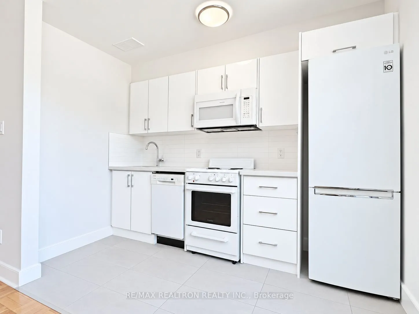 1545 Bathurst Street #304