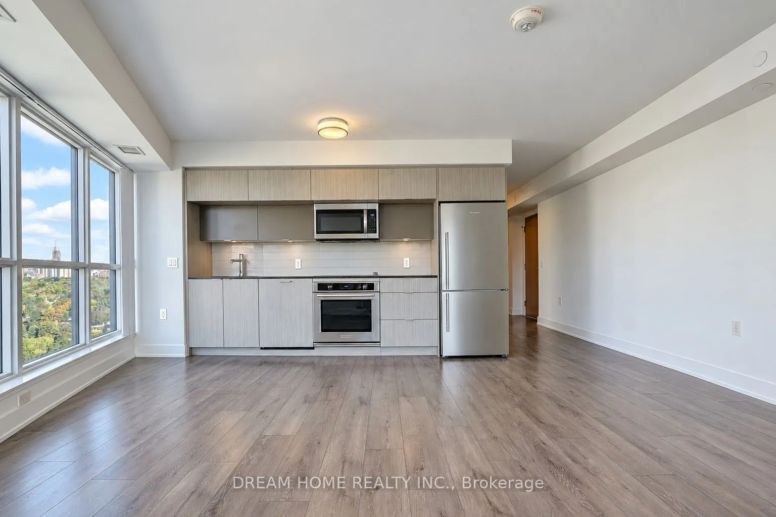 585 Bloor Street E #1622