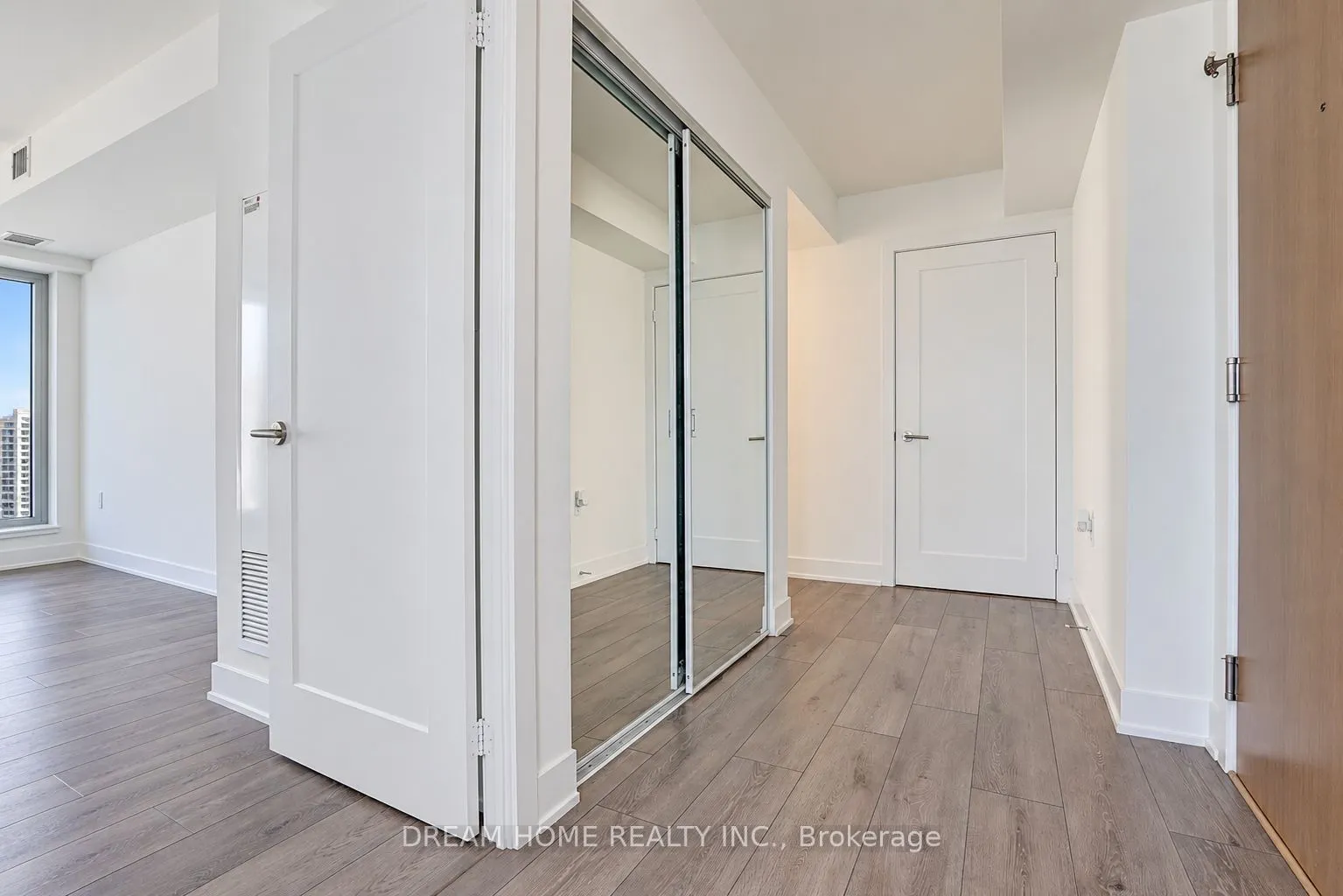 585 Bloor Street E #1622