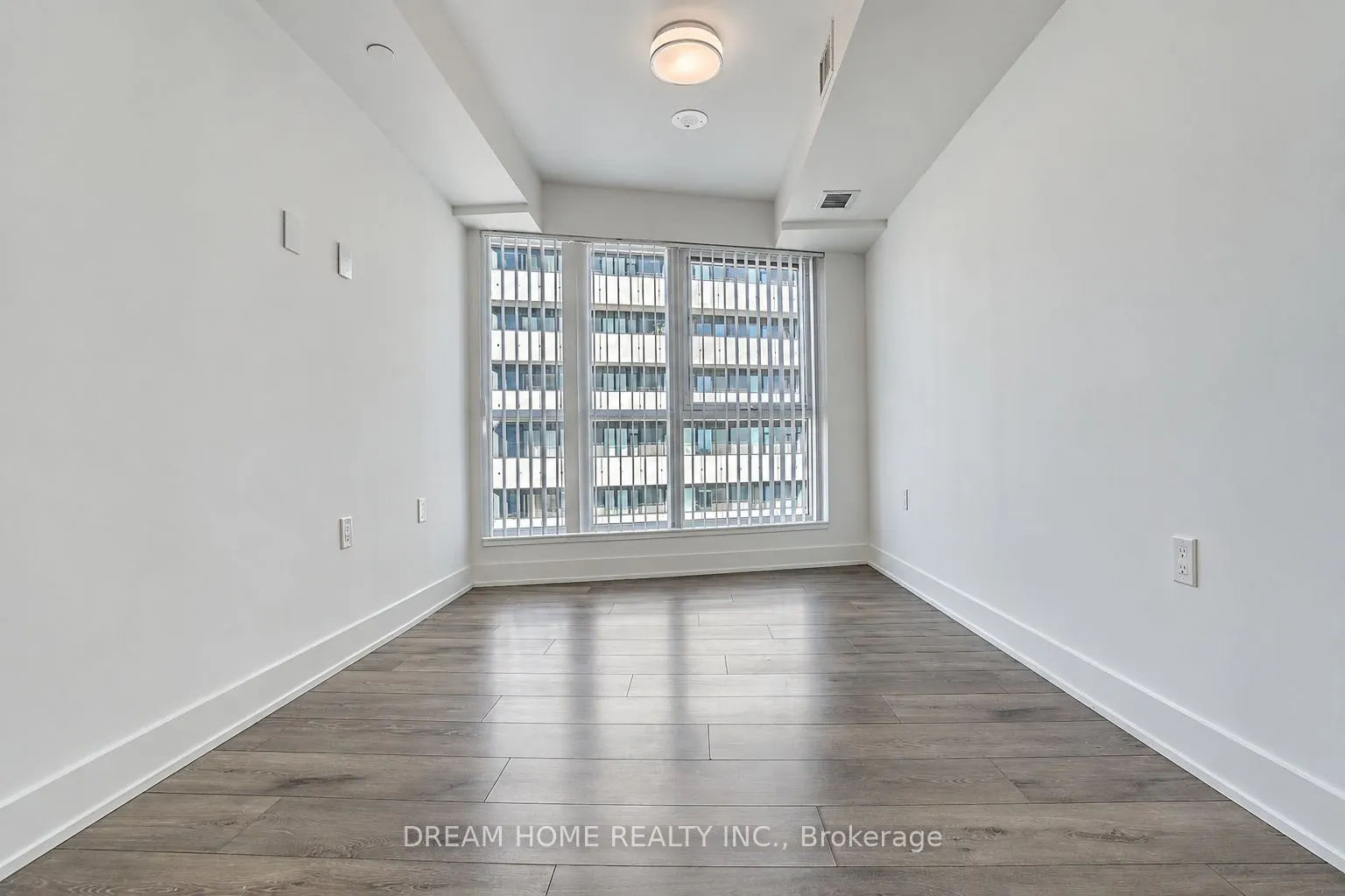 585 Bloor Street E #1622