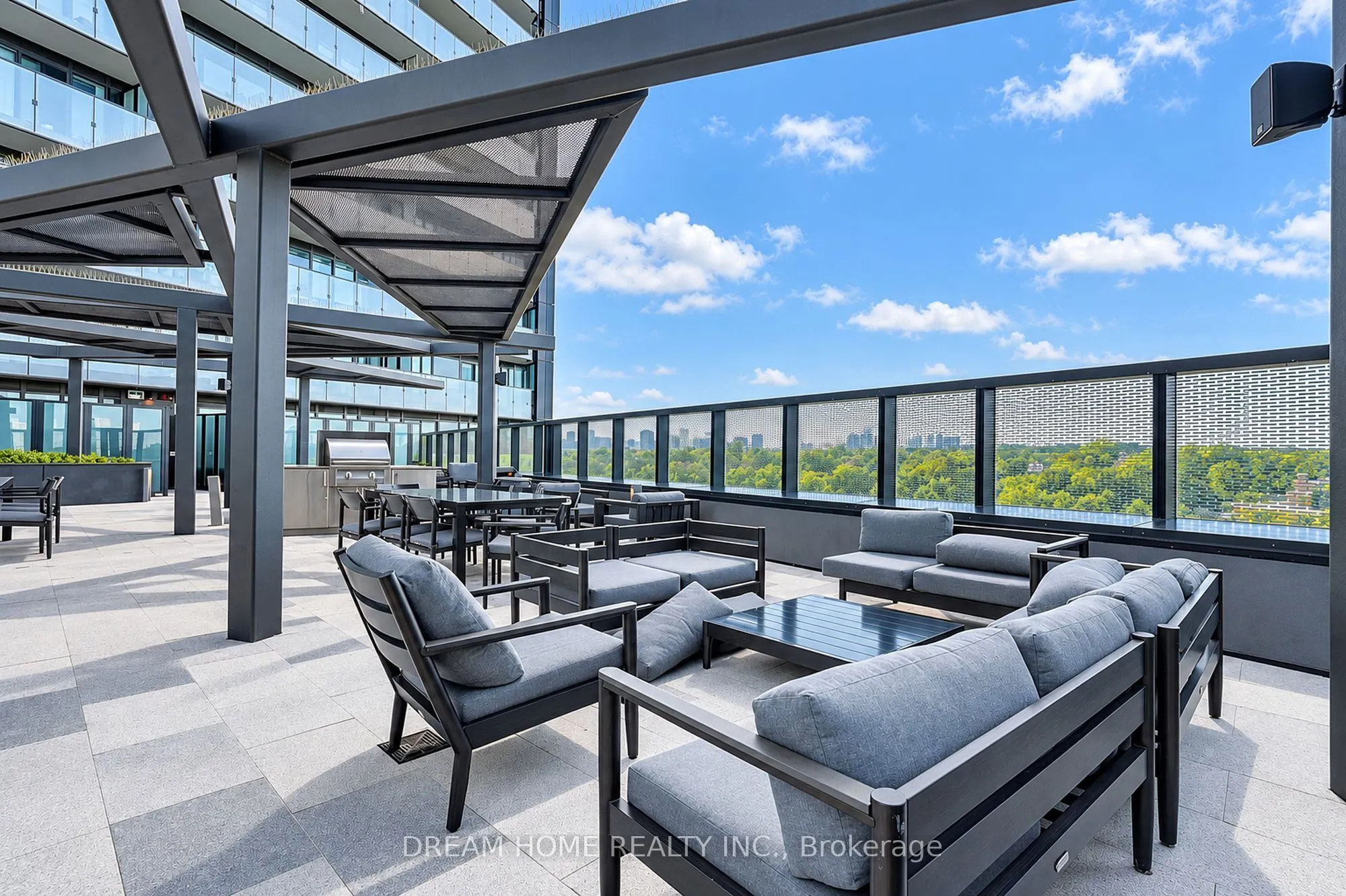 585 Bloor Street E #1622