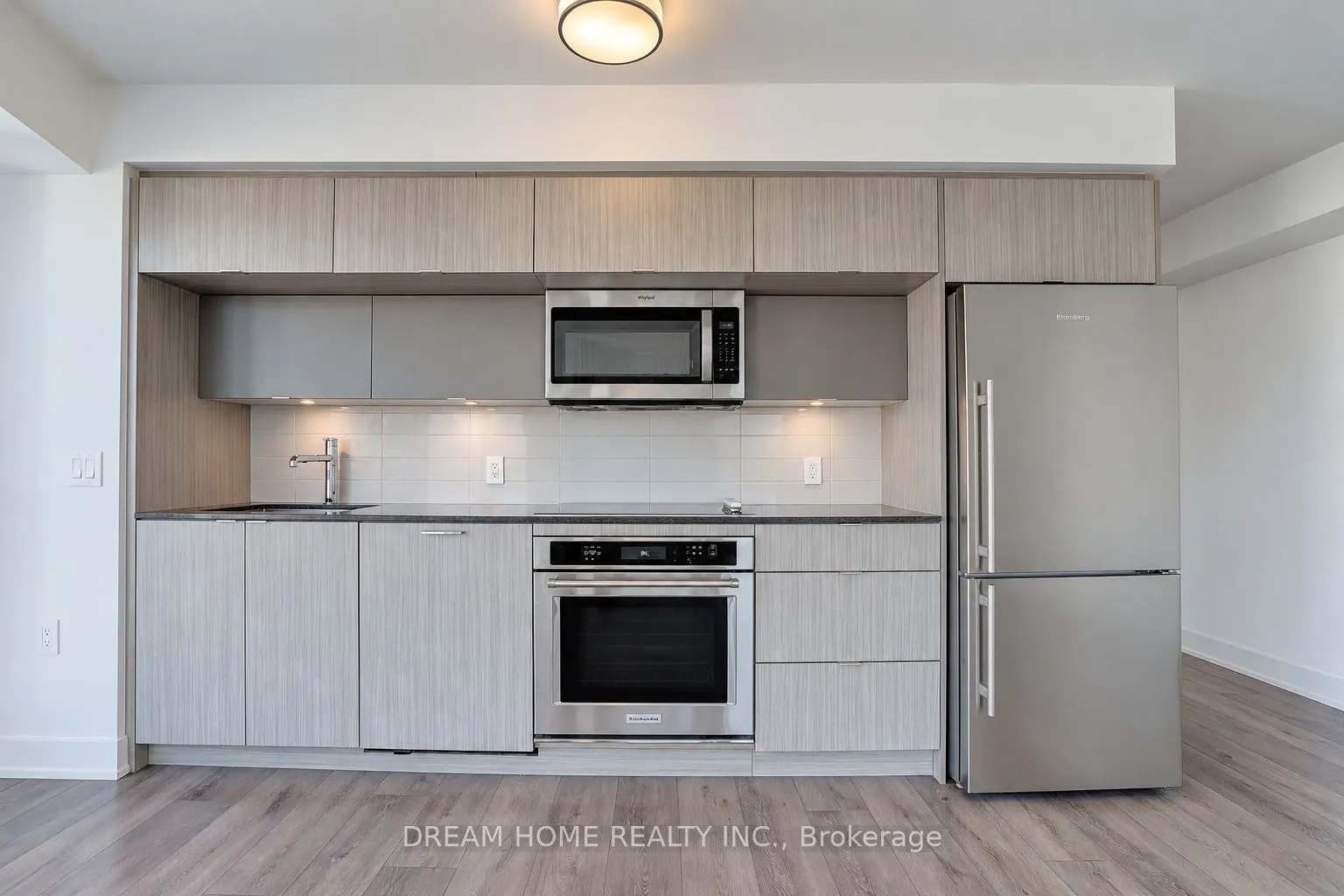 585 Bloor Street E #1622