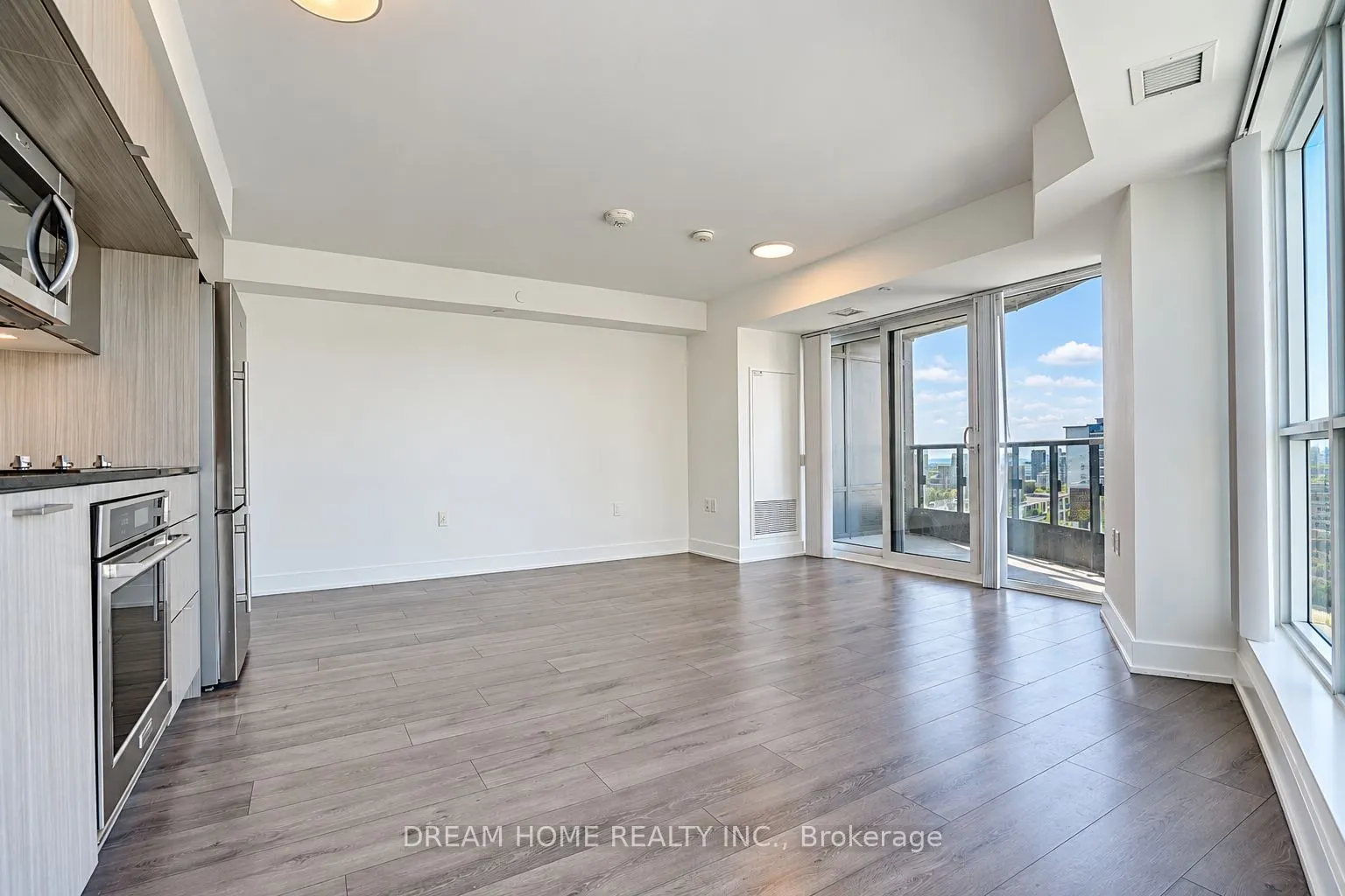 585 Bloor Street E #1622