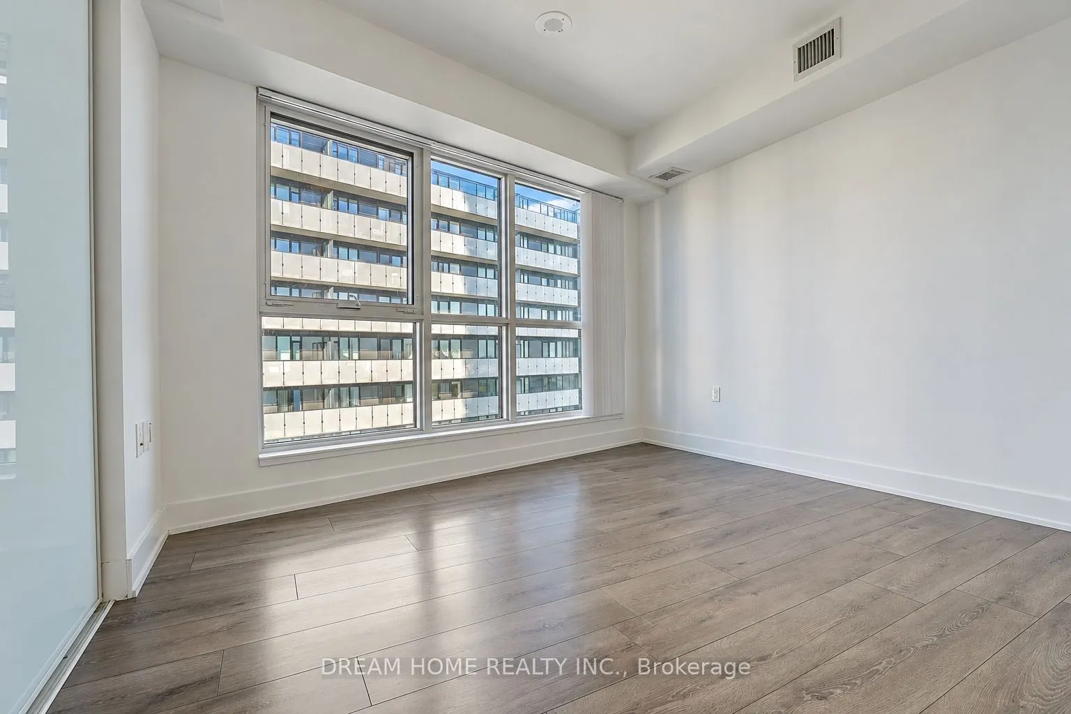 585 Bloor Street E #1622