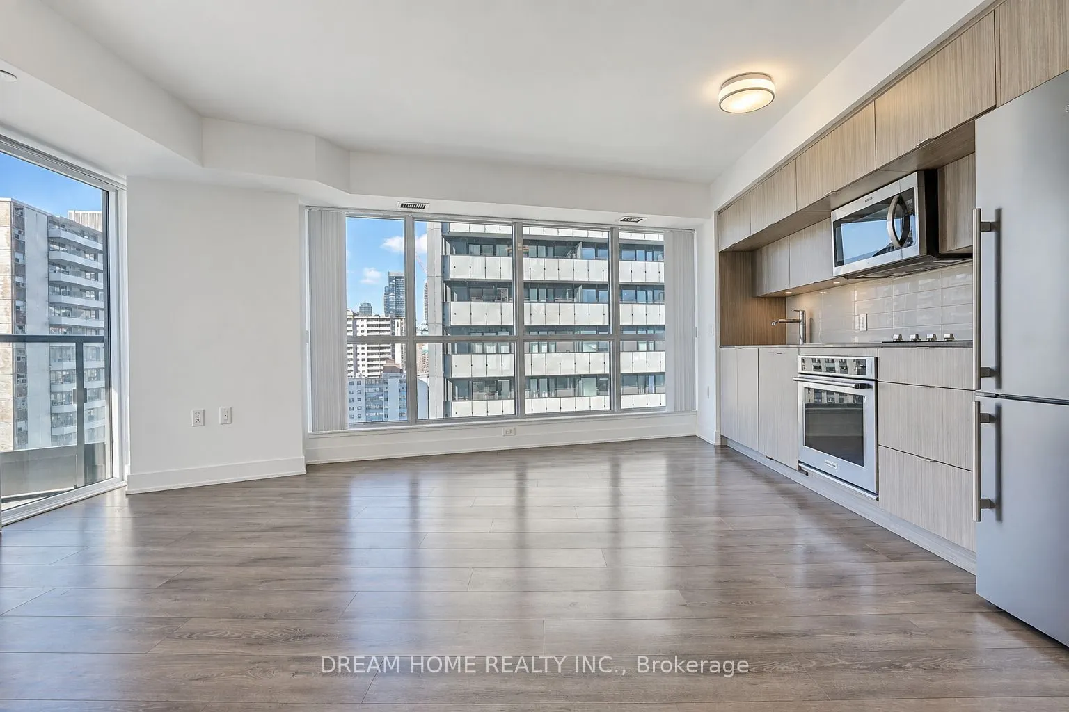 585 Bloor Street E #1622