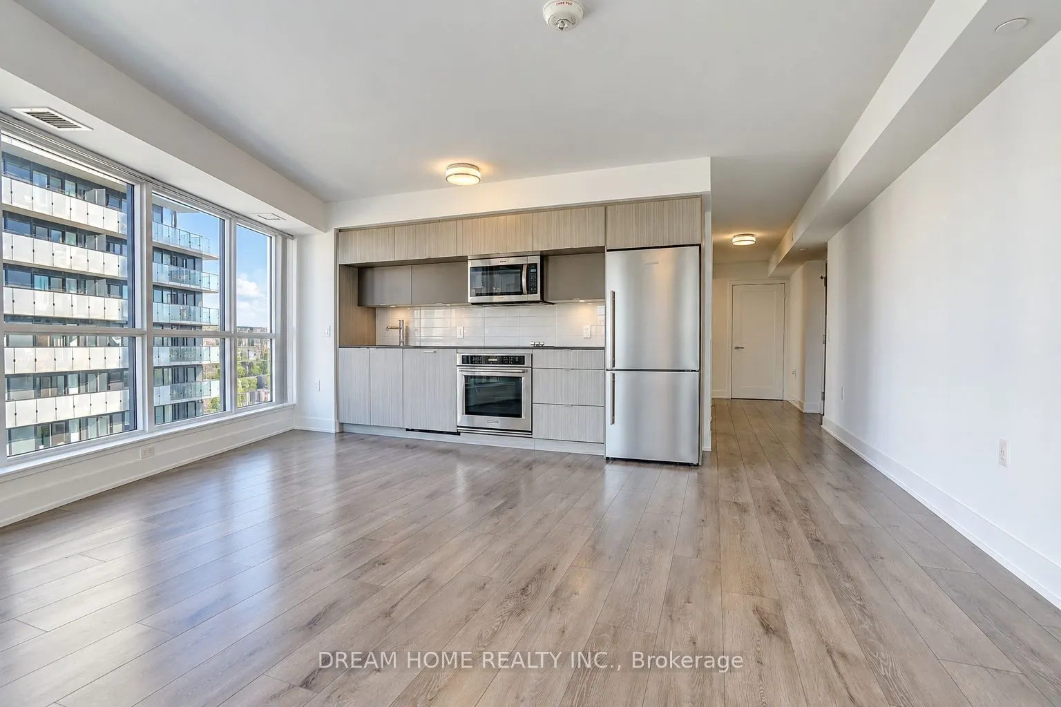 585 Bloor Street E #1622