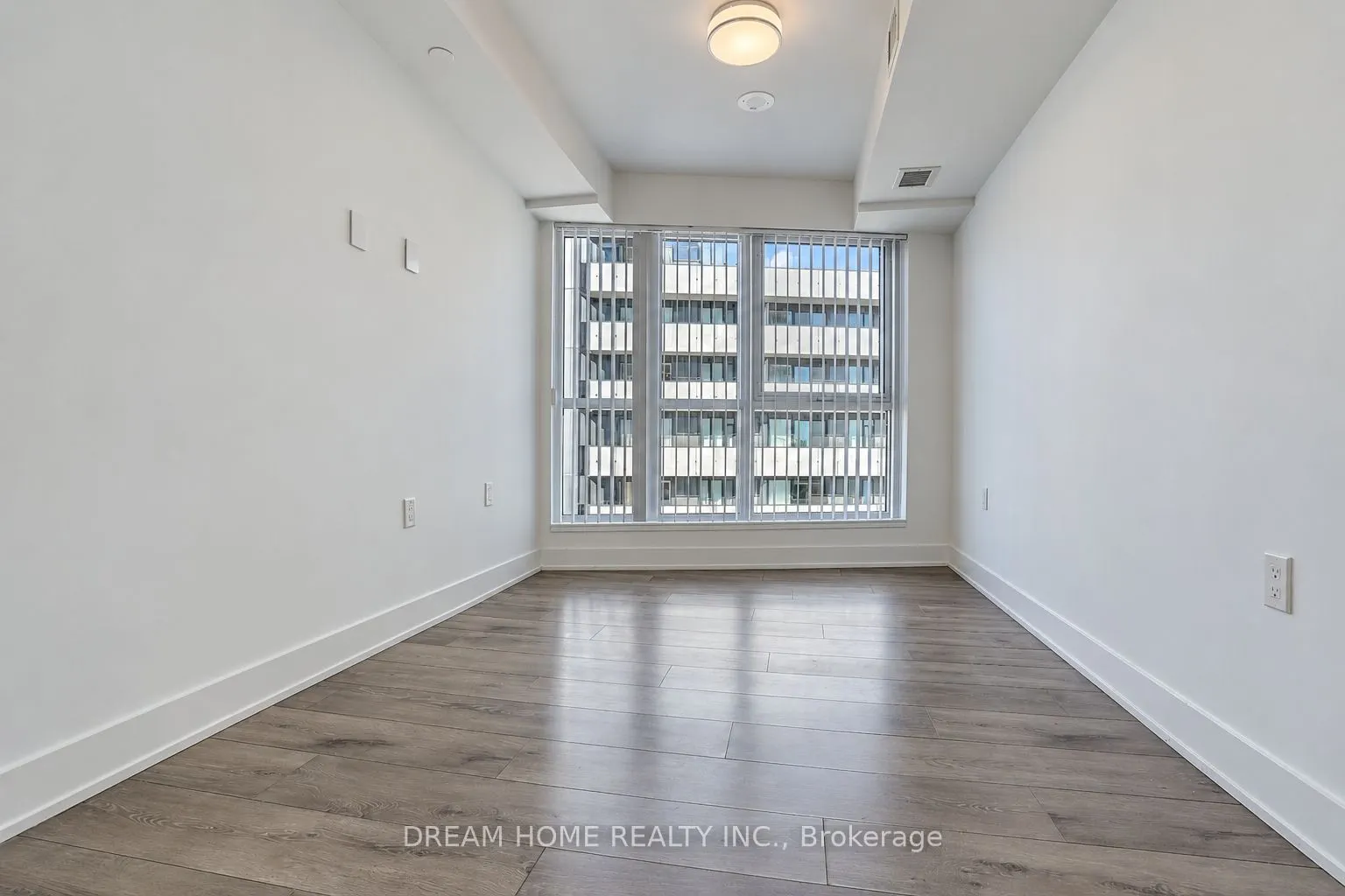 585 Bloor Street E #1622