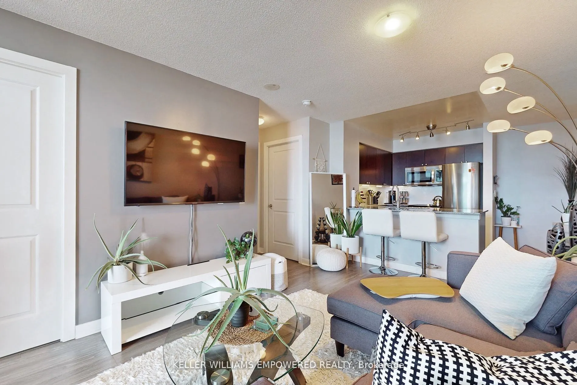 50 Lynn Williams Street #1711