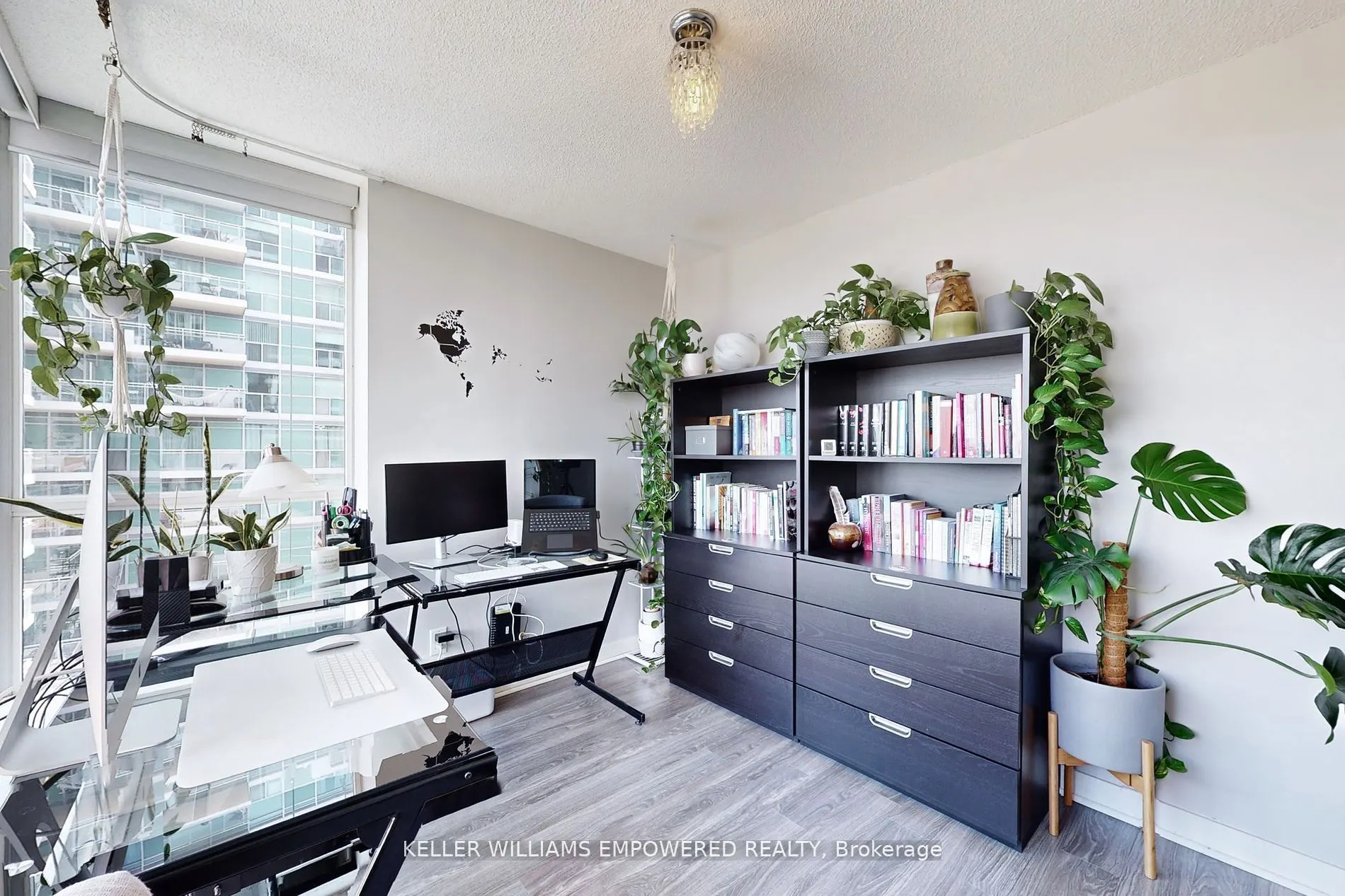 50 Lynn Williams Street #1711