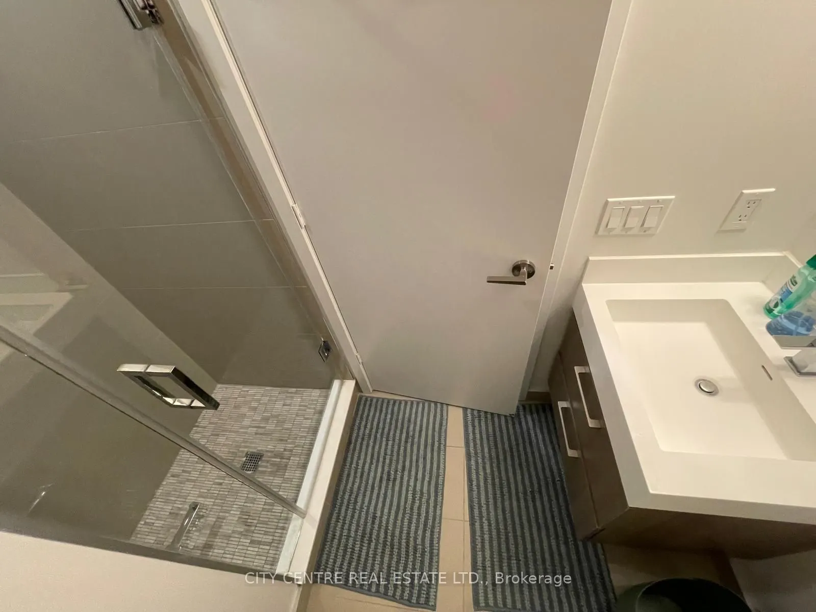 1 Yorkville Avenue #1602