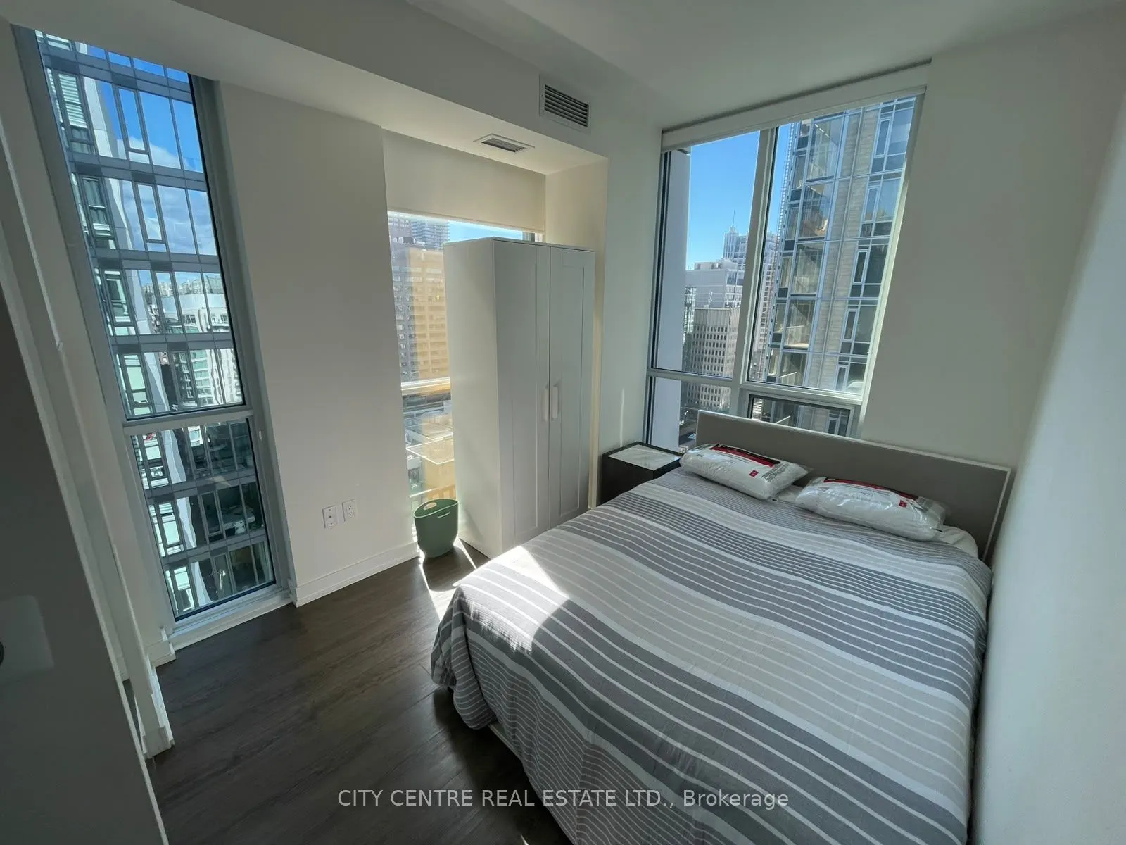 1 Yorkville Avenue #1602