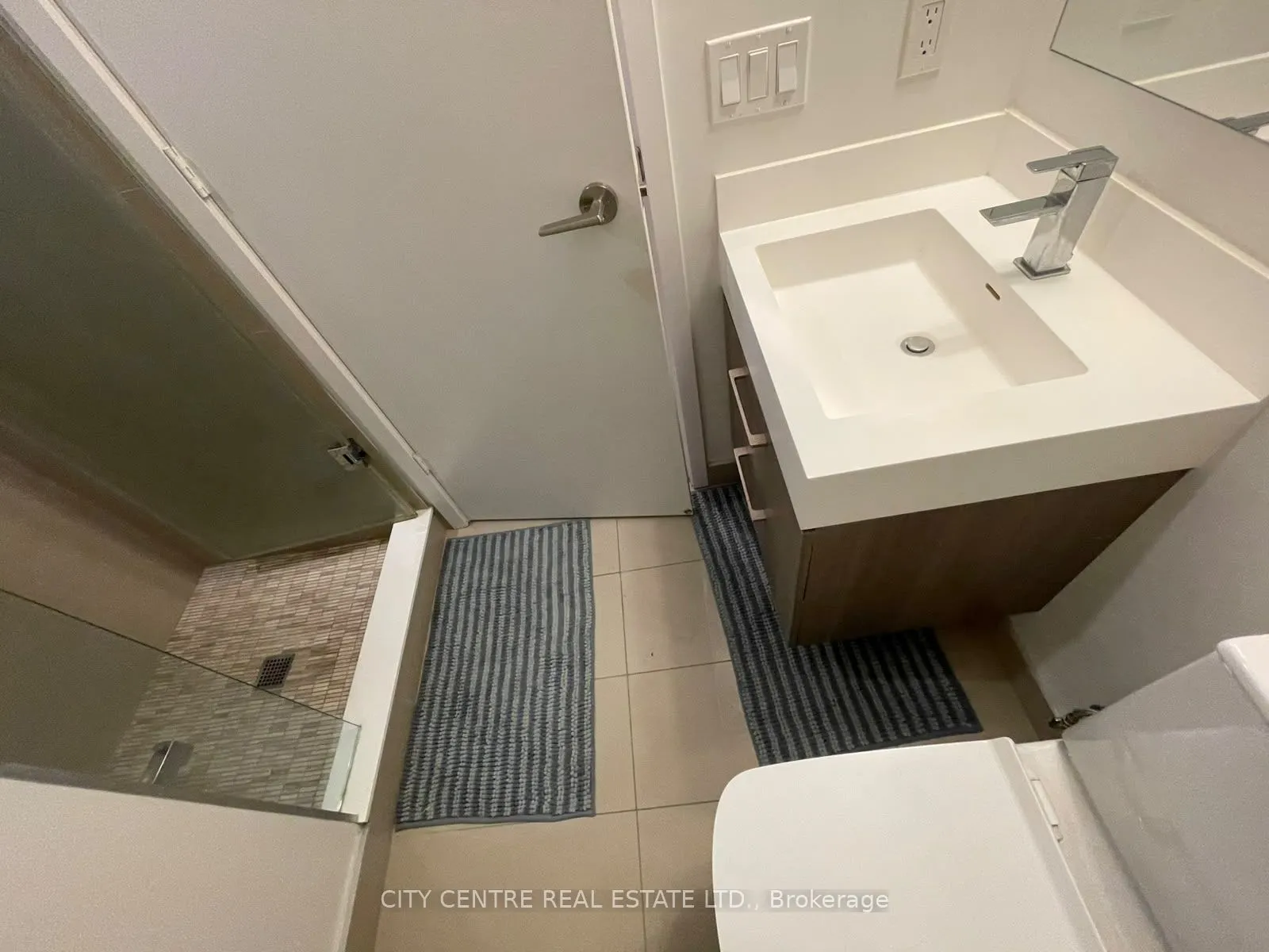 1 Yorkville Avenue #1602