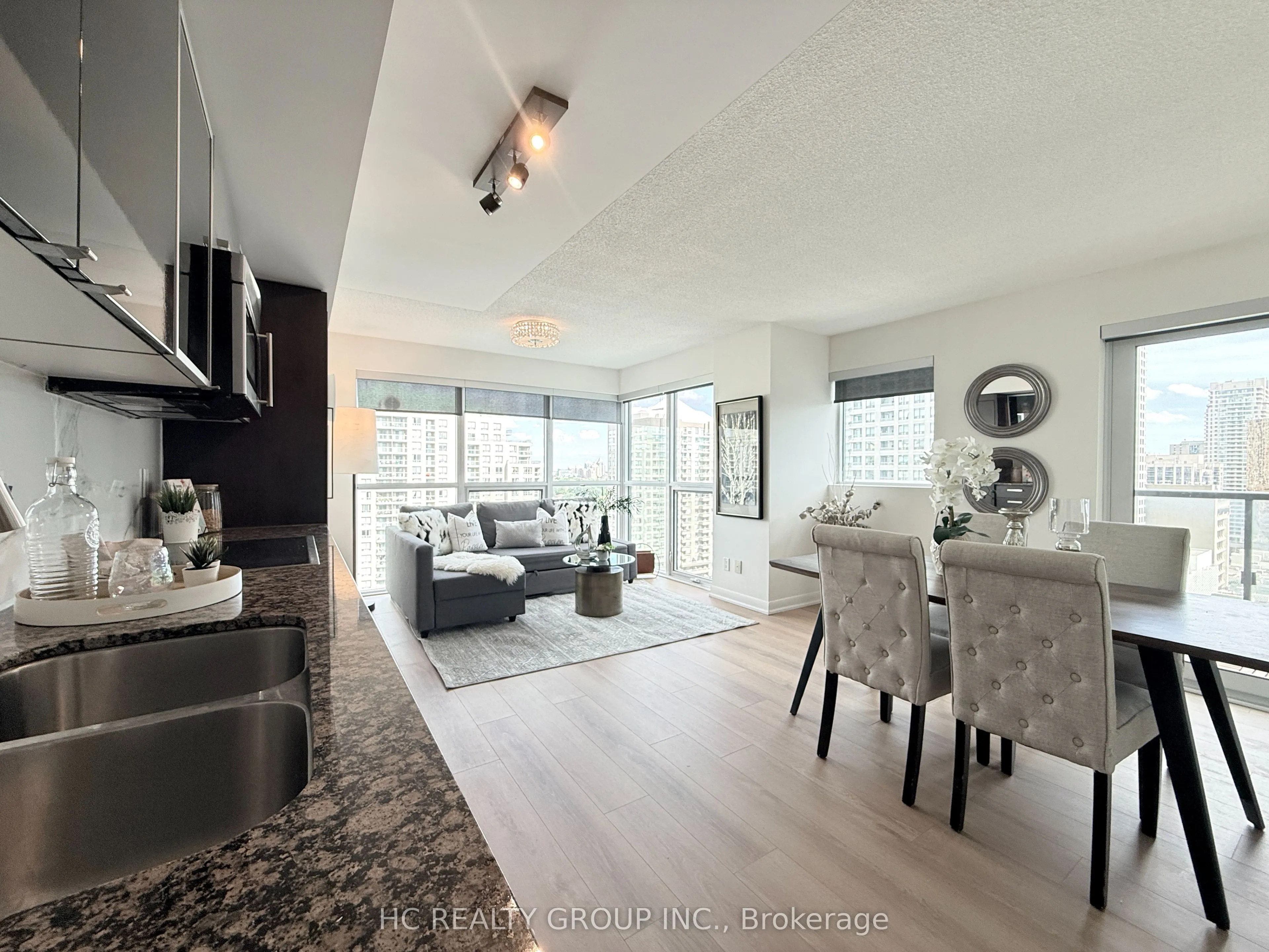 5168 Yonge Street #1712