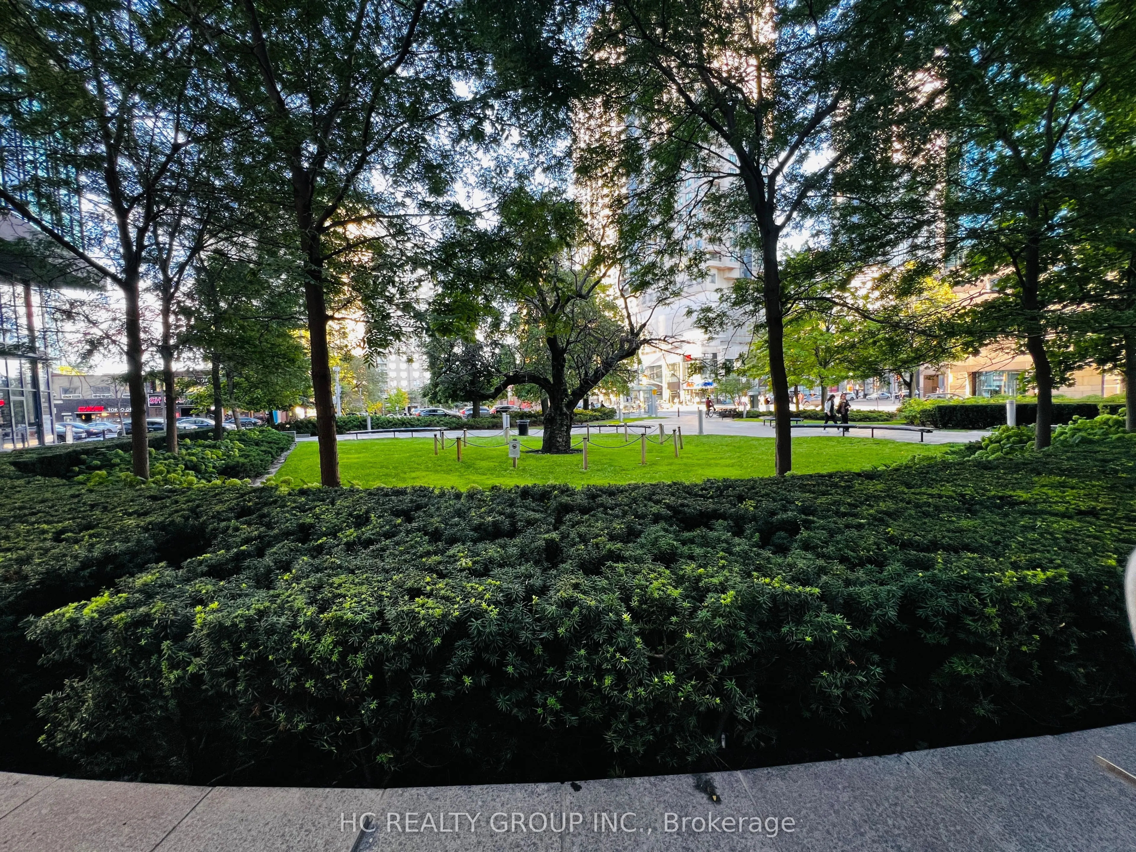 5168 Yonge Street #1712