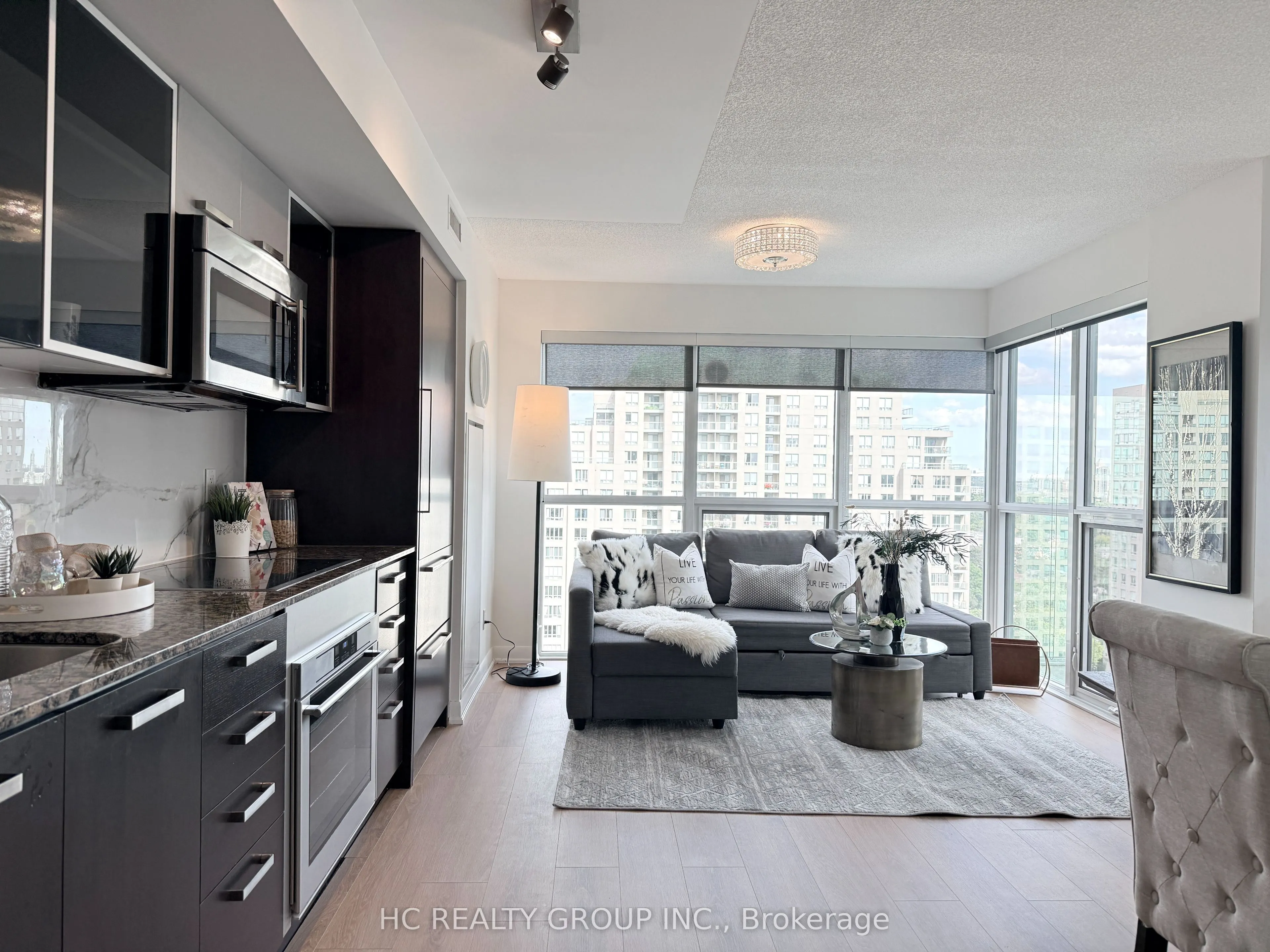 5168 Yonge Street #1712