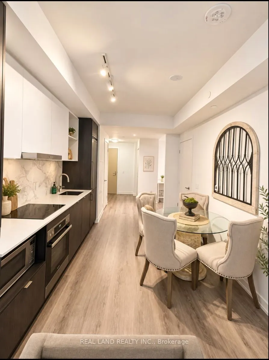 138 Downes Street #6802