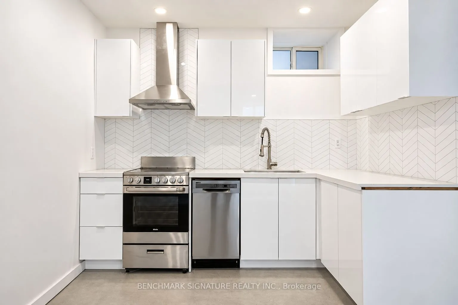 301 Euclid Avenue #Lower